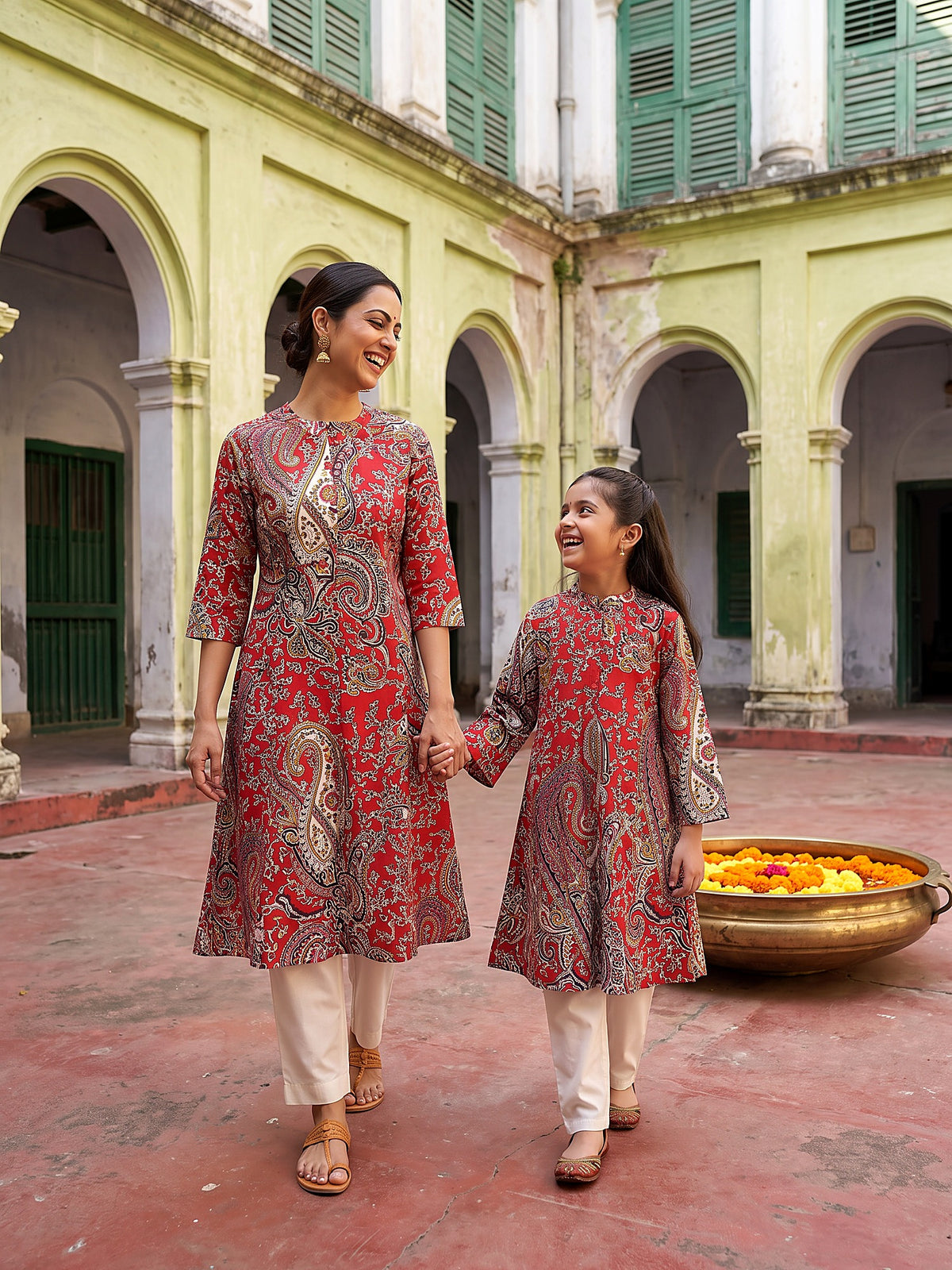 Maa Beti Red Paisley kurti - together