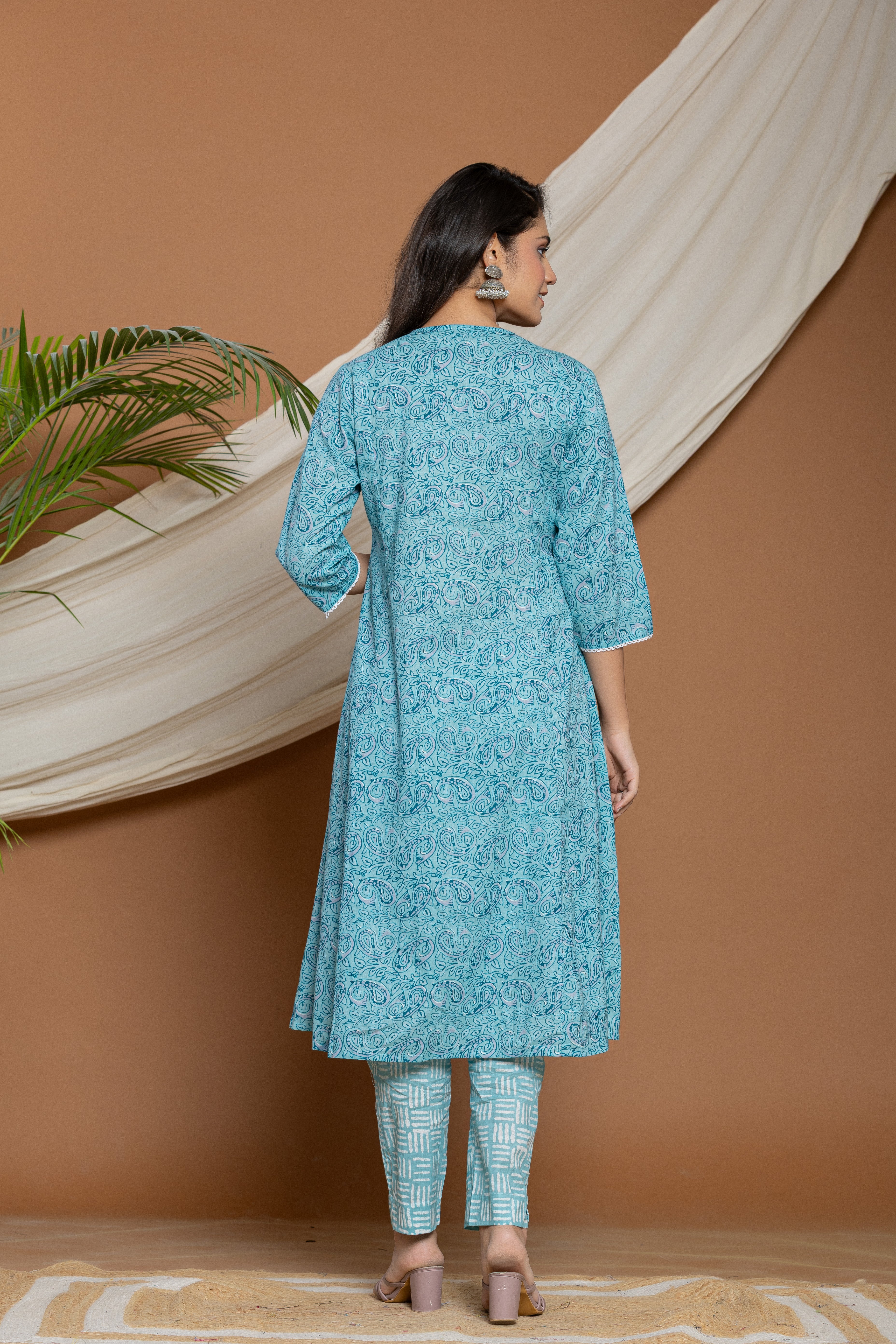 Blue Printed Cotton Kurta With White Embroidered Detailing