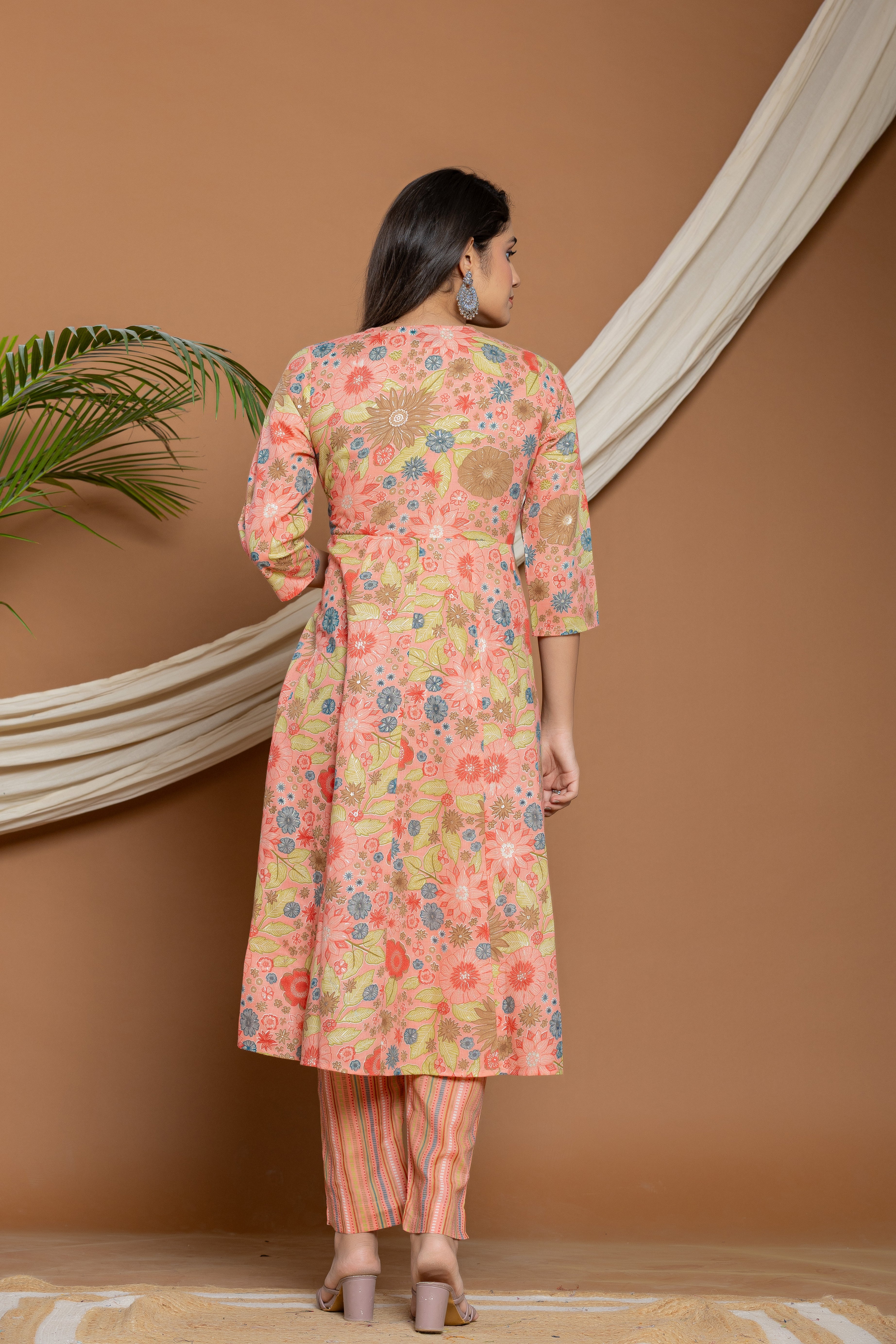 Ladies Peach Floral Printed 3 Pcs Set