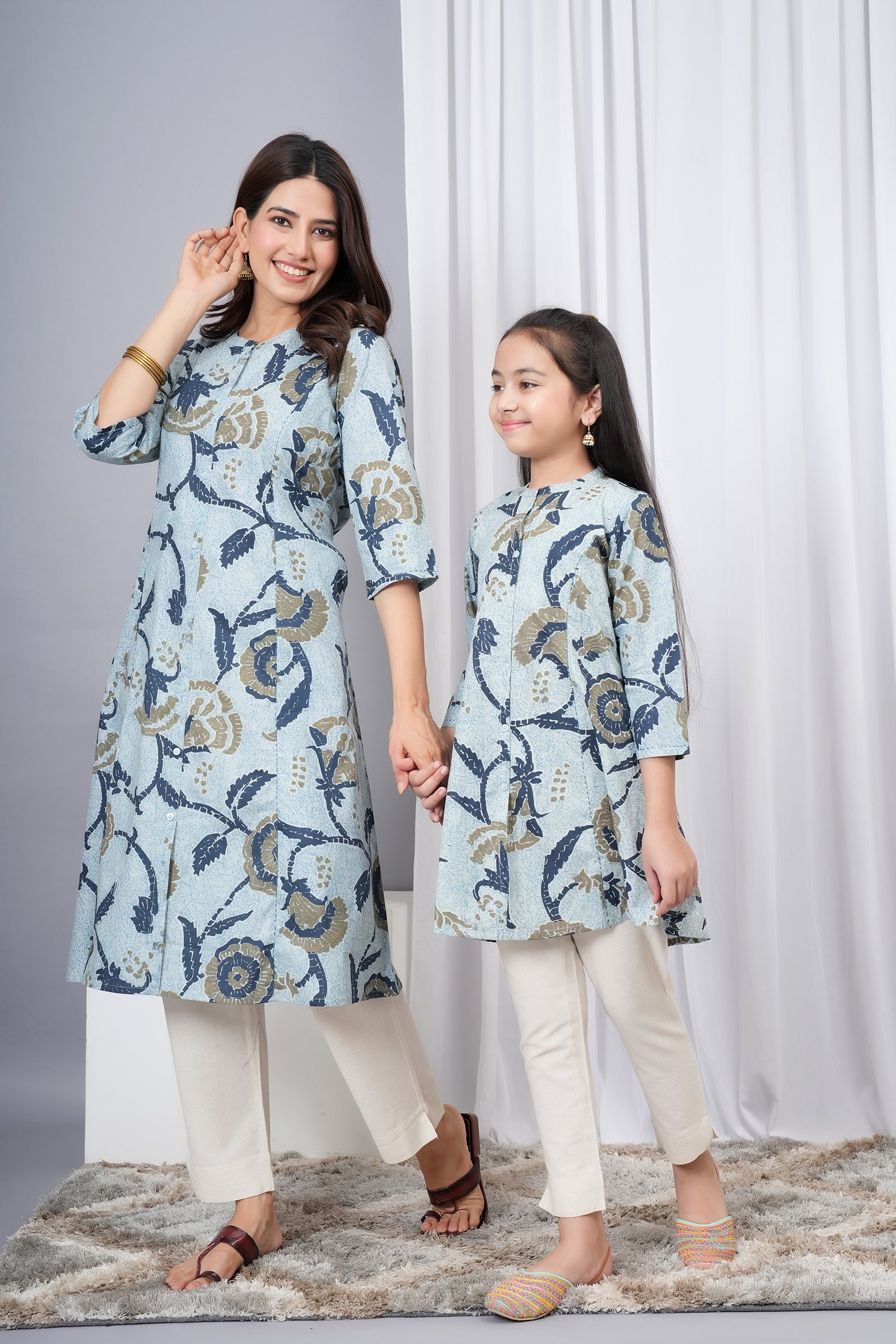 Flower Pattern Printed A-Line Ethnic Kurti Maa Beti Duo - Sky Blue