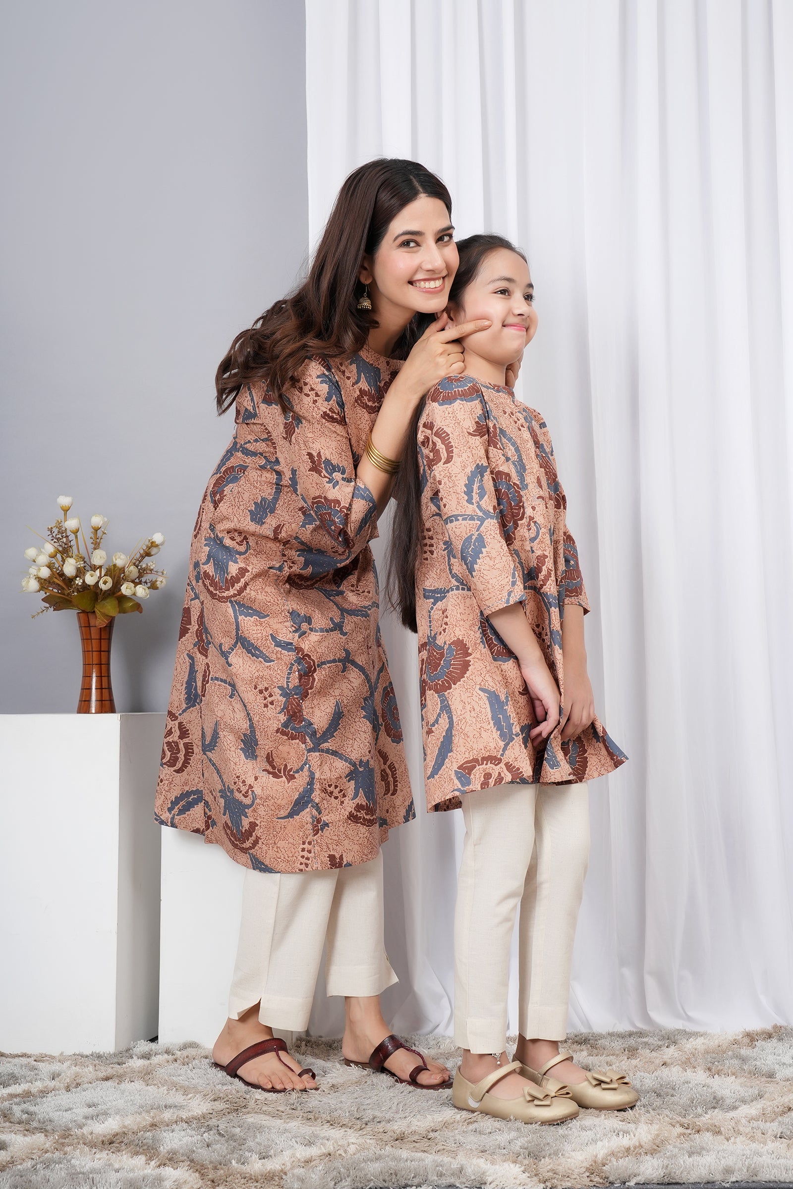 Flower Pattern Printed A-Line Ethnic Kurti Maa Beti Duo - Peach