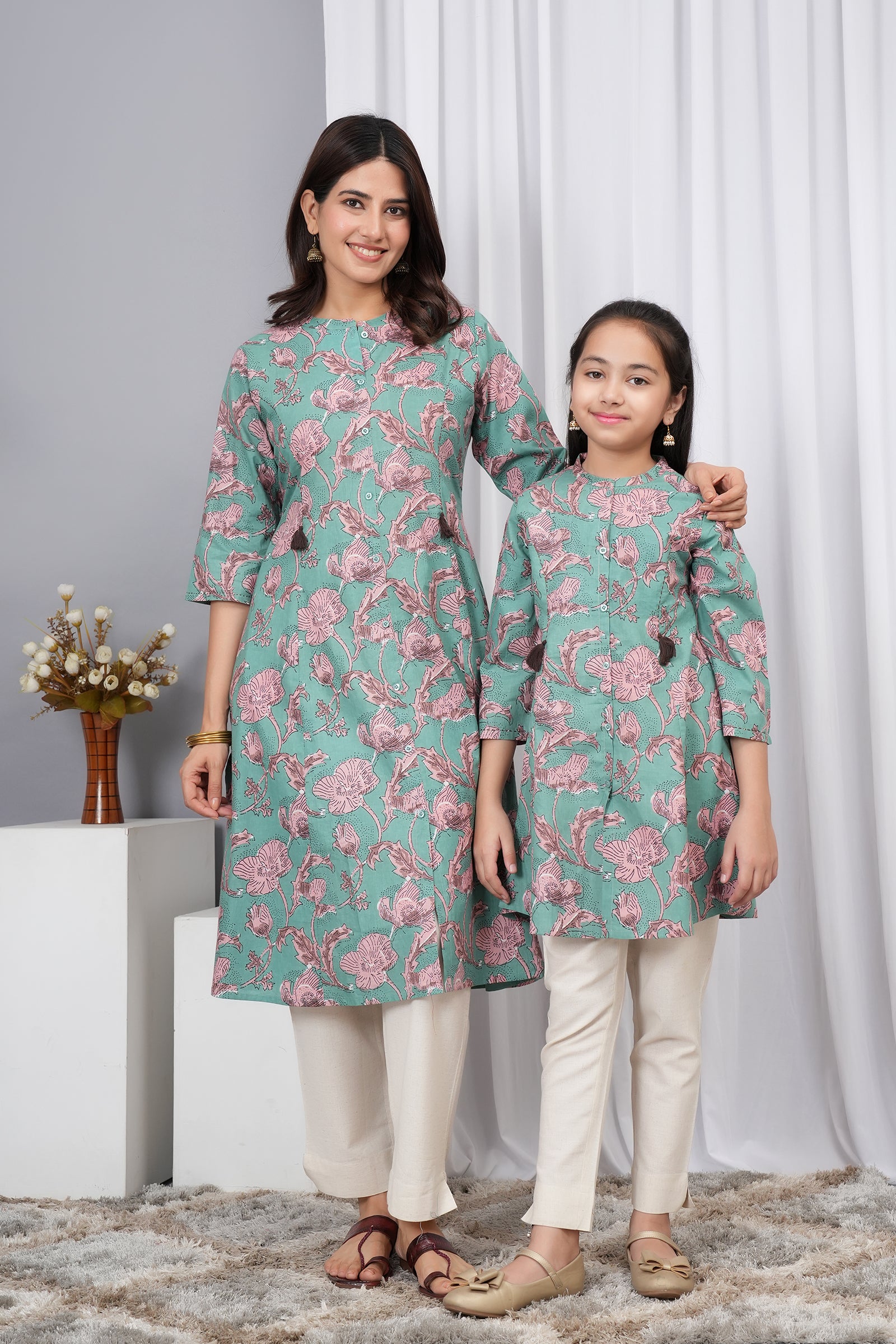 Pink Flower Printed Solid A-Line Ethnic Kurti Maa Beti Duo - Sage Green