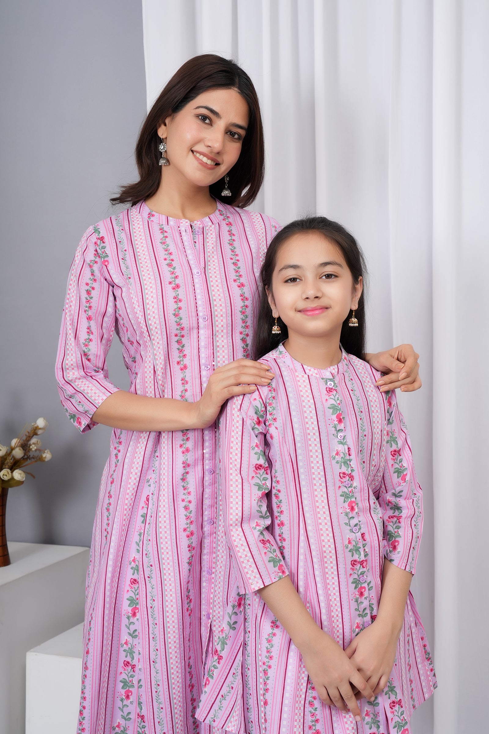 Flower & Petal Printed A-Line Ethnic Kurti Maa Beti Duo - Light Purple