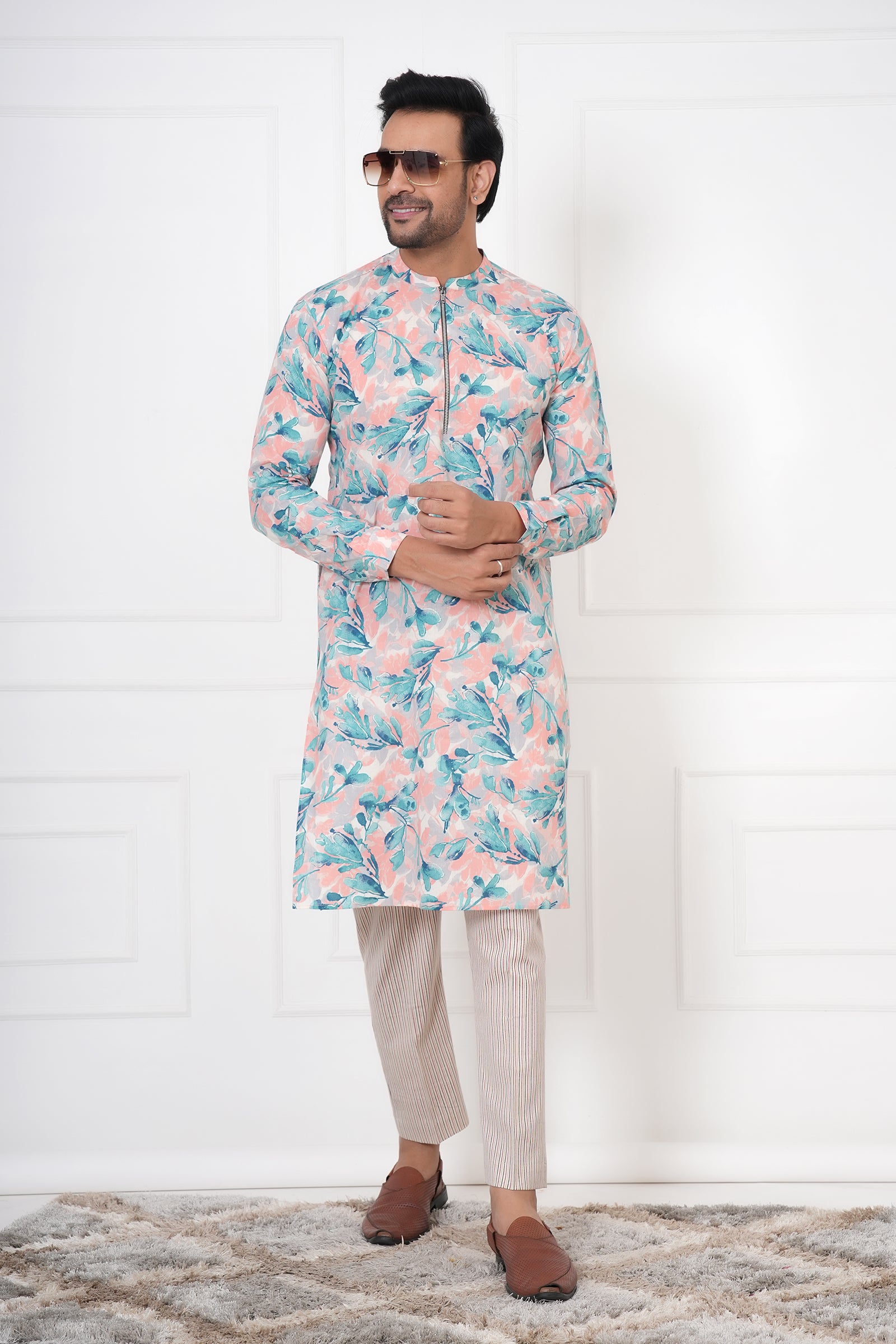 Men's Ethnic Floral Kurta With Zipper Neck