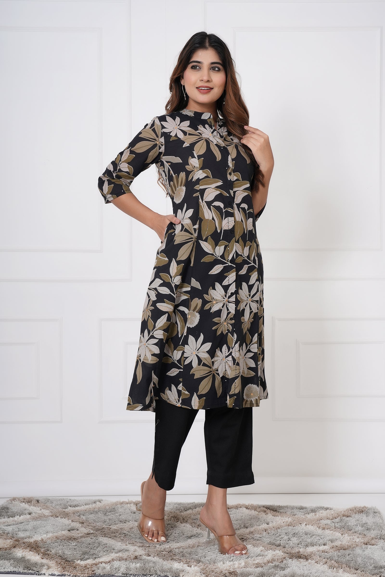Black Floral Printed Women Cotton Kurti