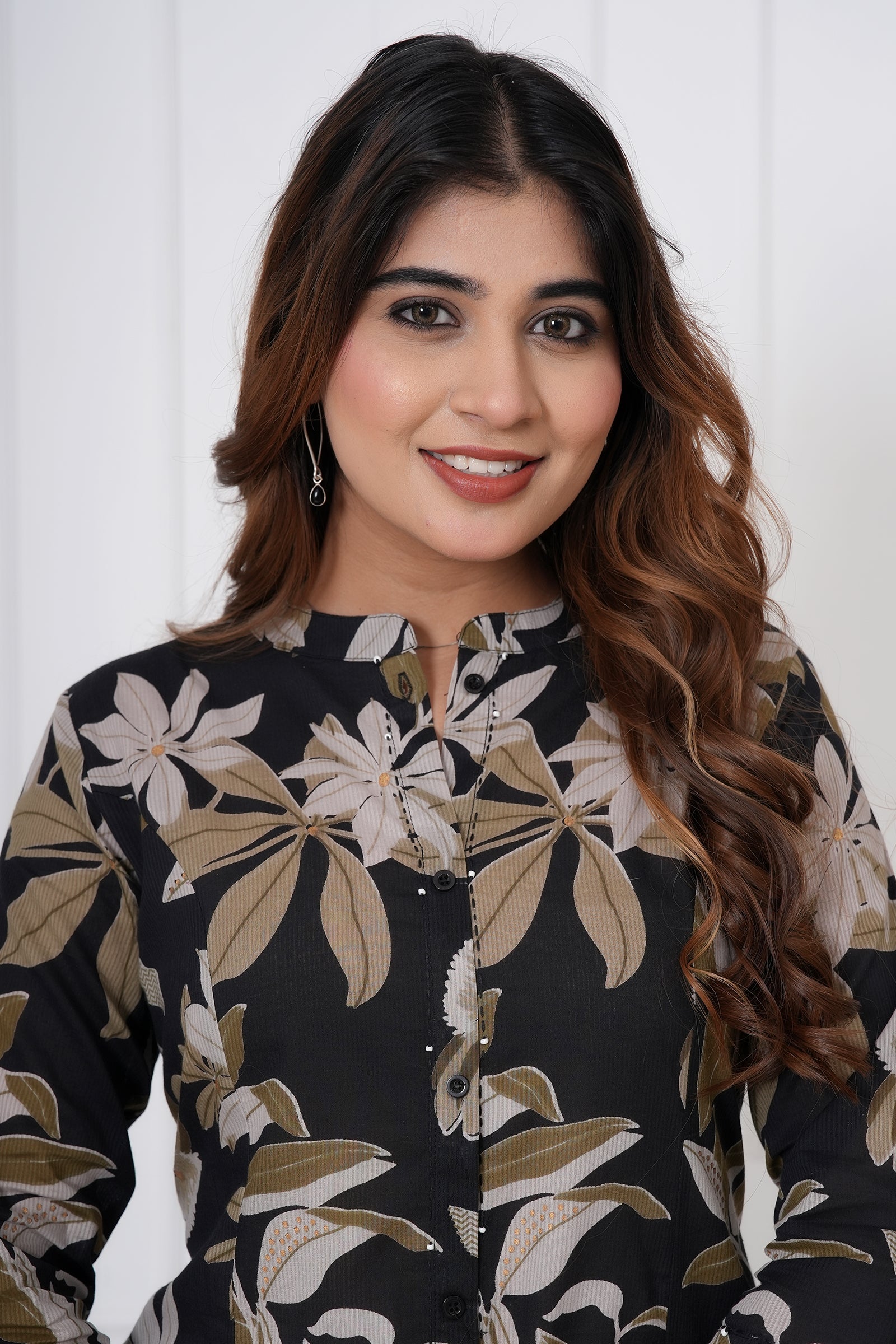 Black Floral Printed Women Cotton Kurti