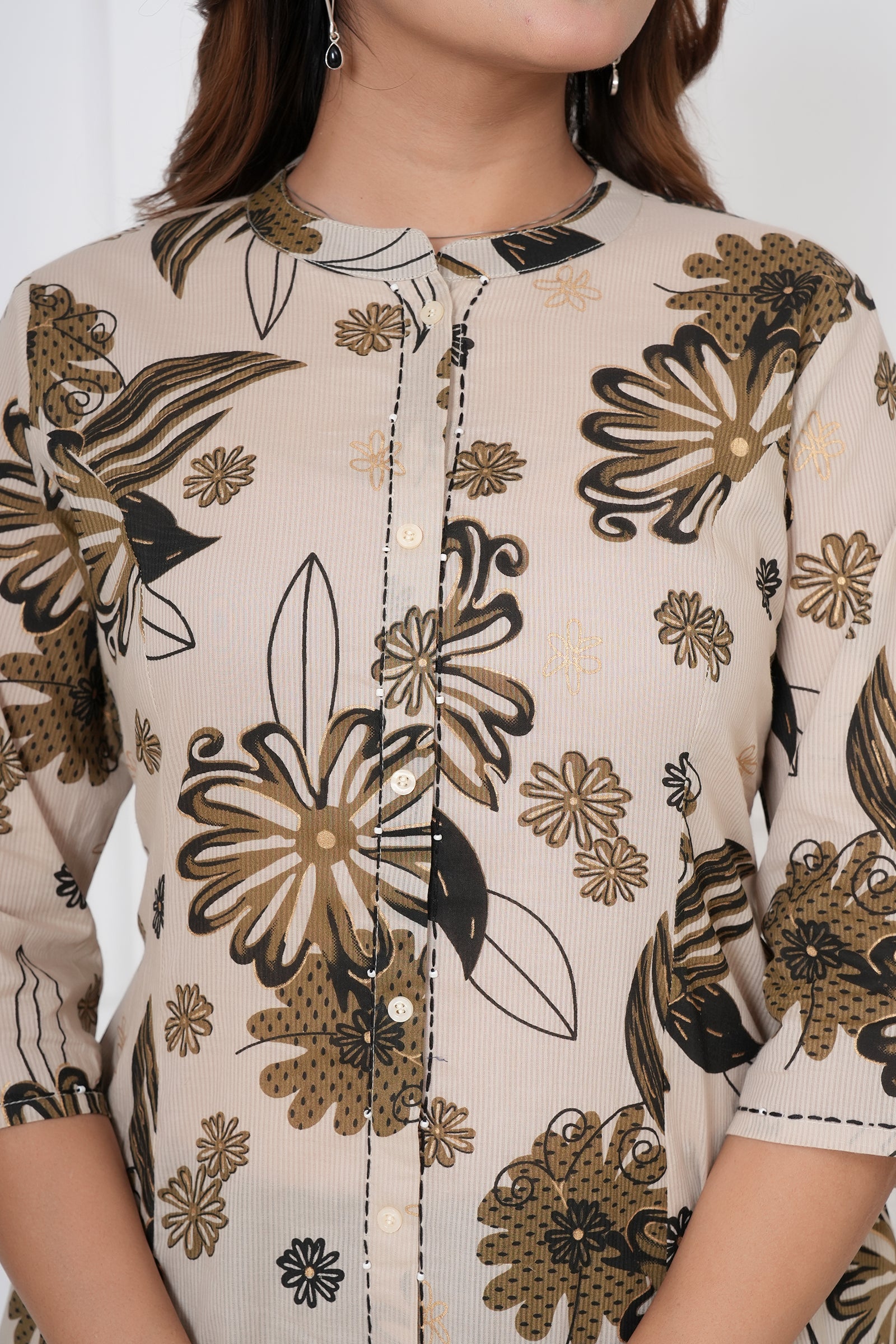 Bold Flower Printed Ladies Kurti