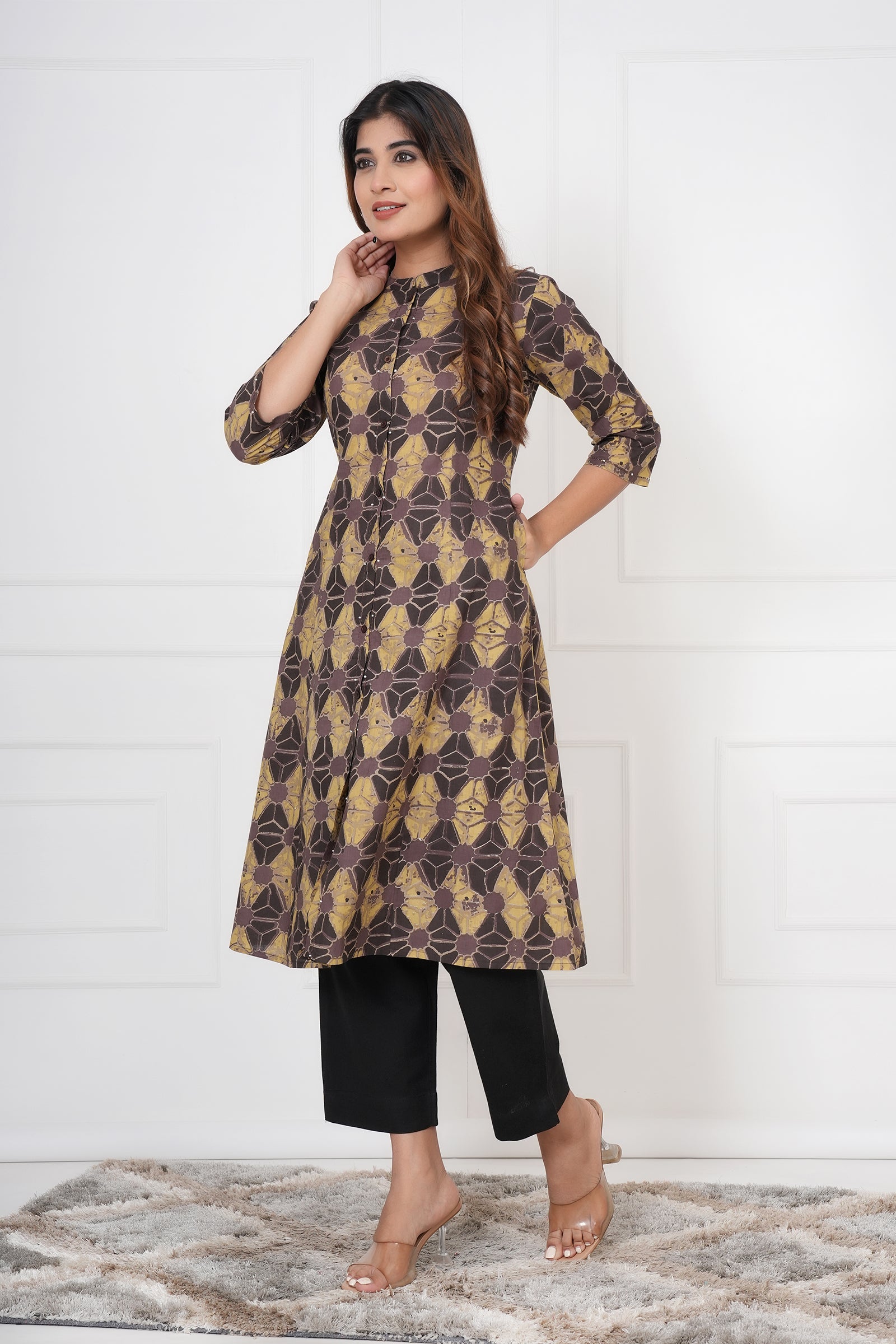 Traditional Geometric Pattern Ladies Kurti