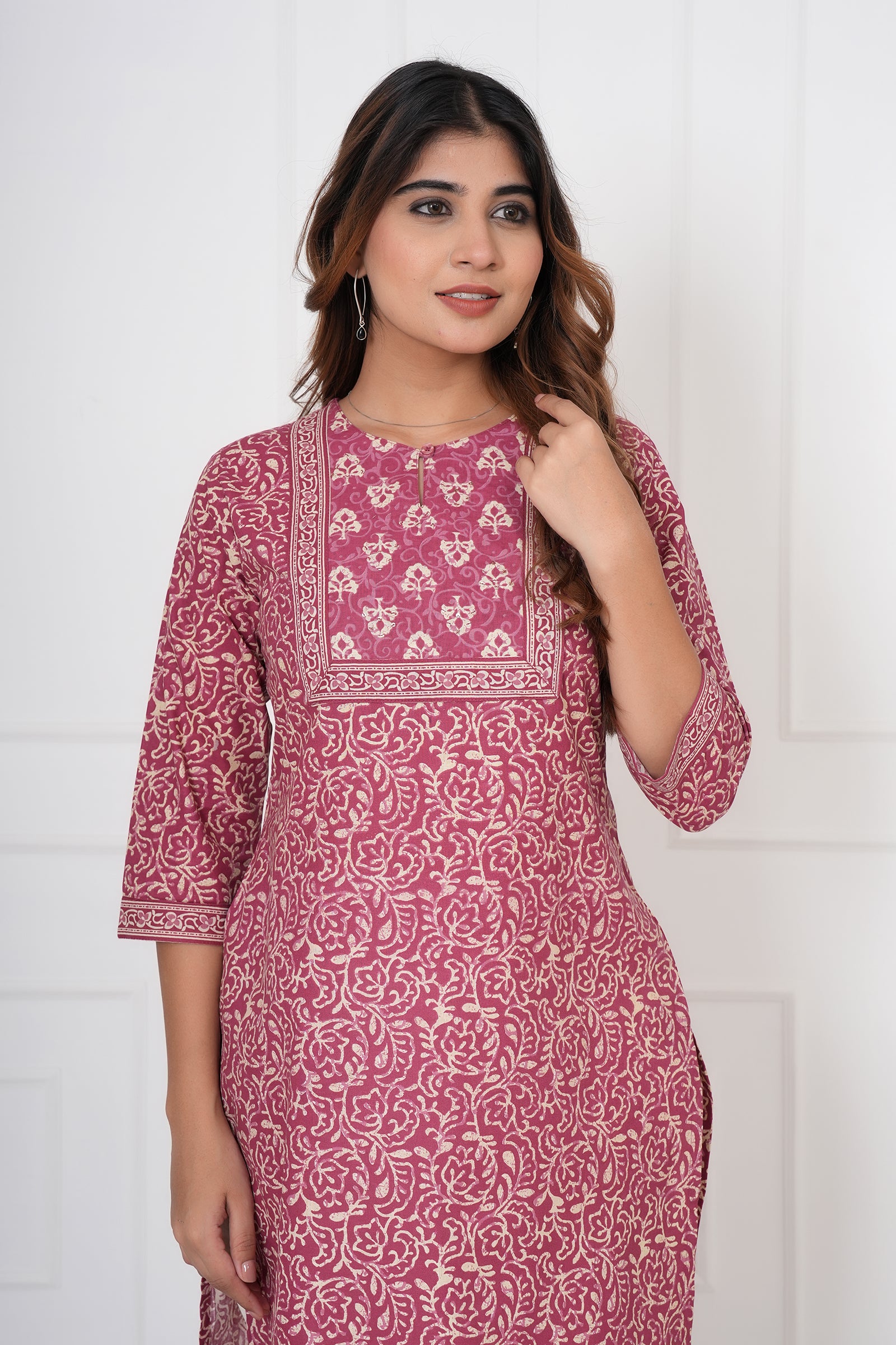Traditional Bagru Hand Block Printed Kurti (Pink, Geometry)