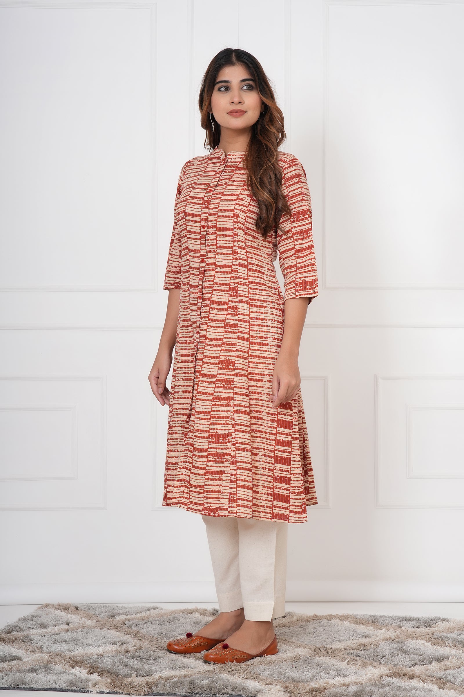 Cotton Ladies Kurta With Stripped Pattern