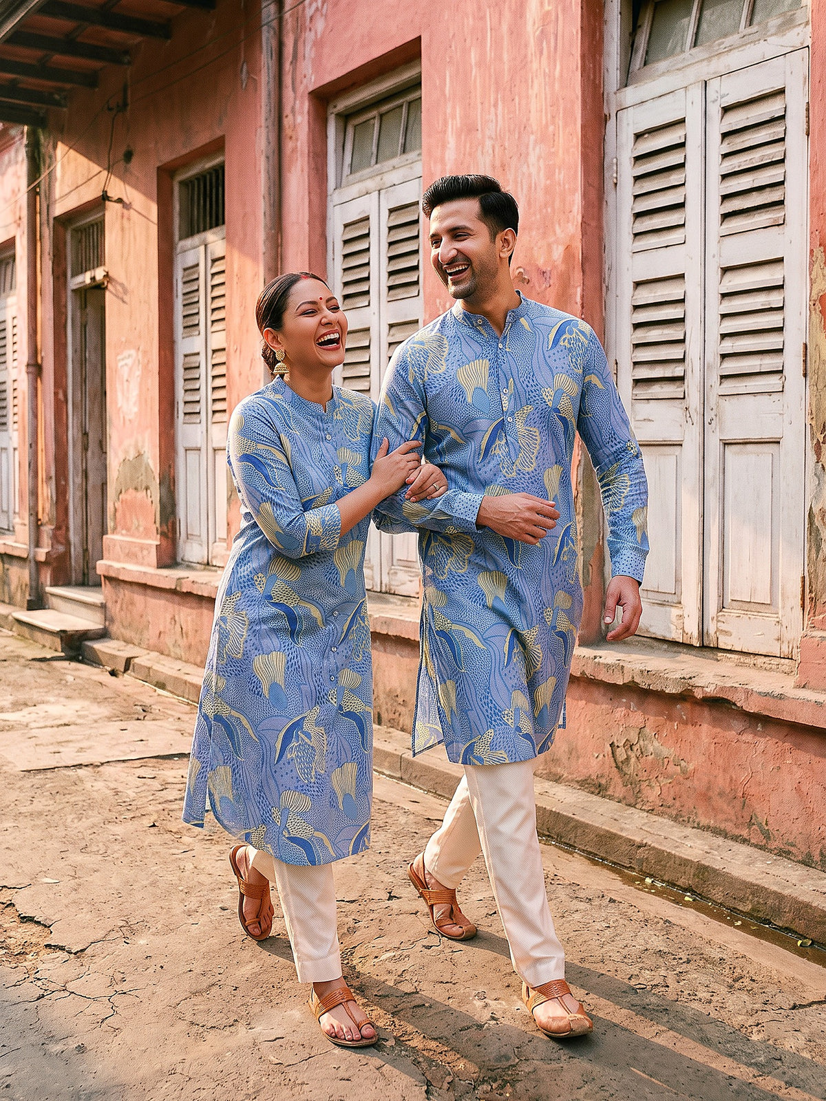 Iris Blue Jodi couple candid