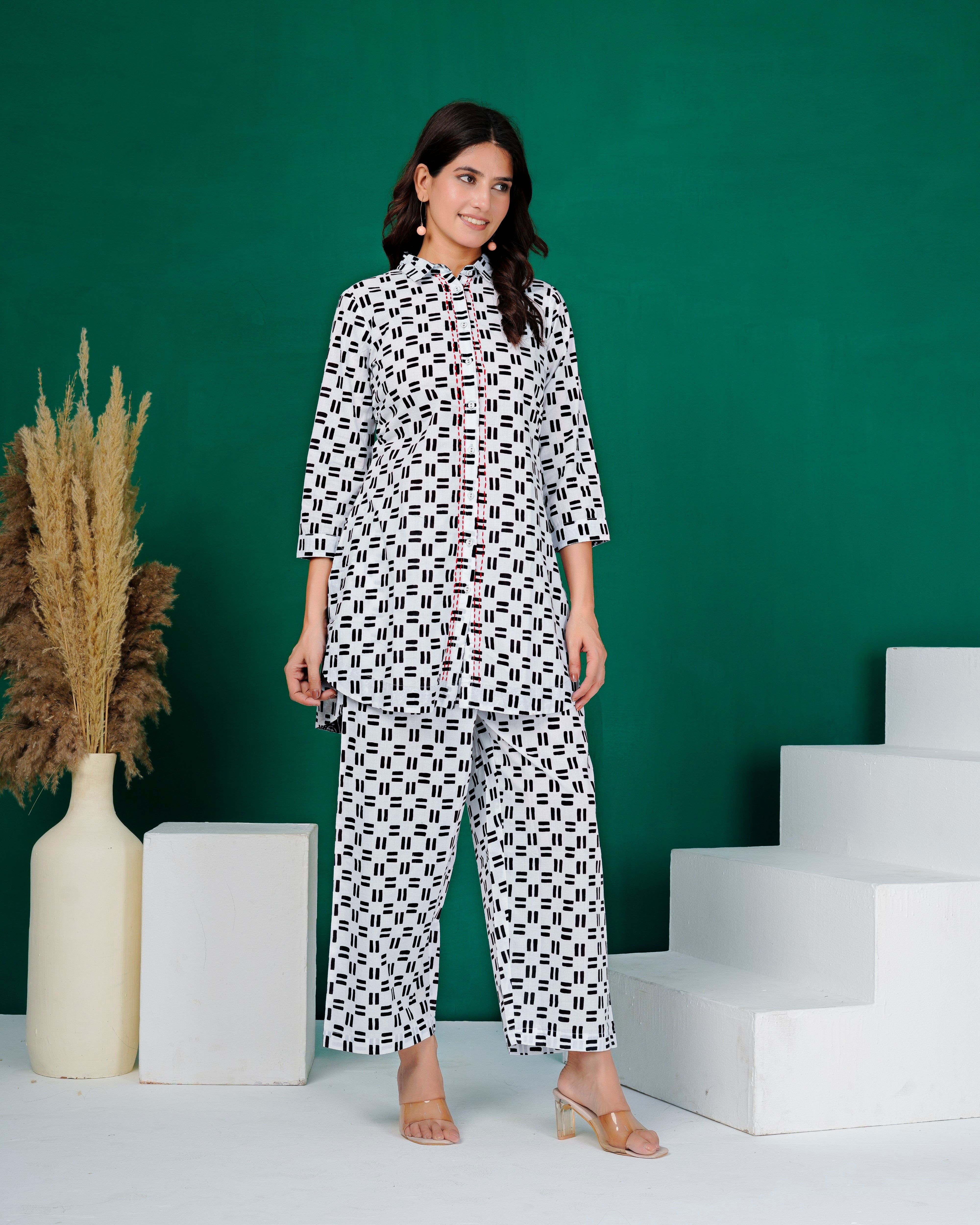 White Cross-Weave Geometric Print Cotton Coords