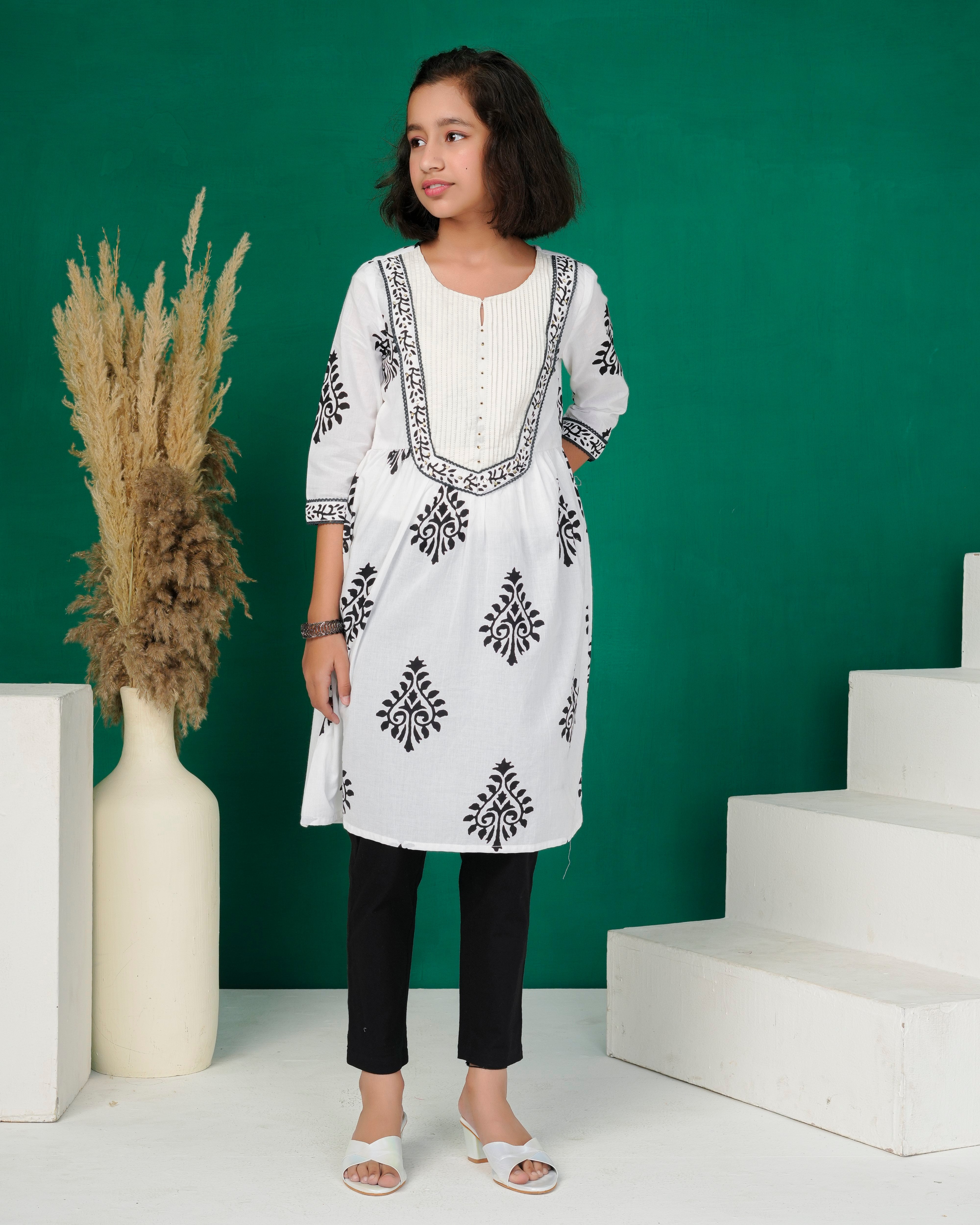 White Hand-Block Patch Yoke Cotton Kurti