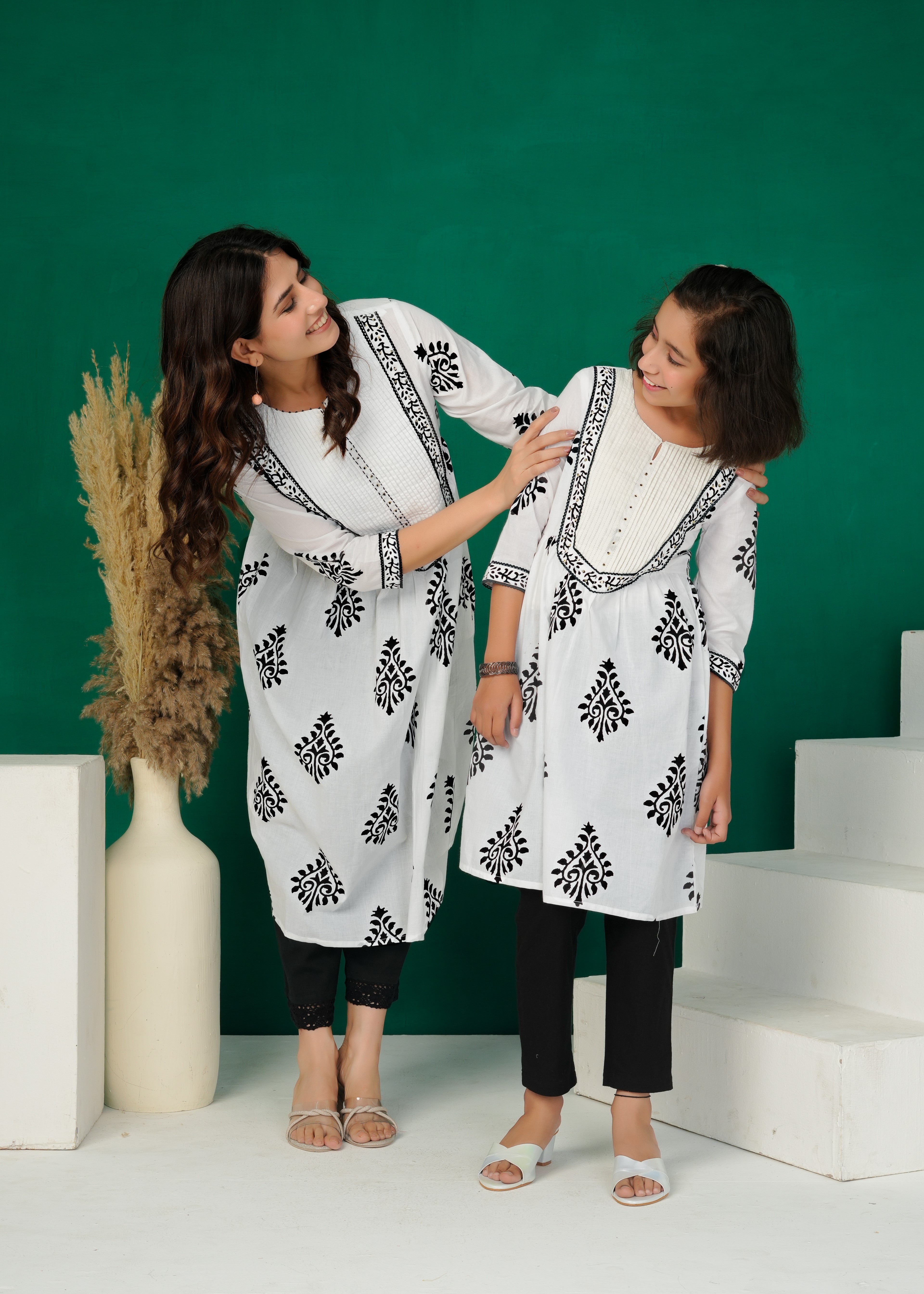 White Hand-Block Patch Yoke Cotton Kurta