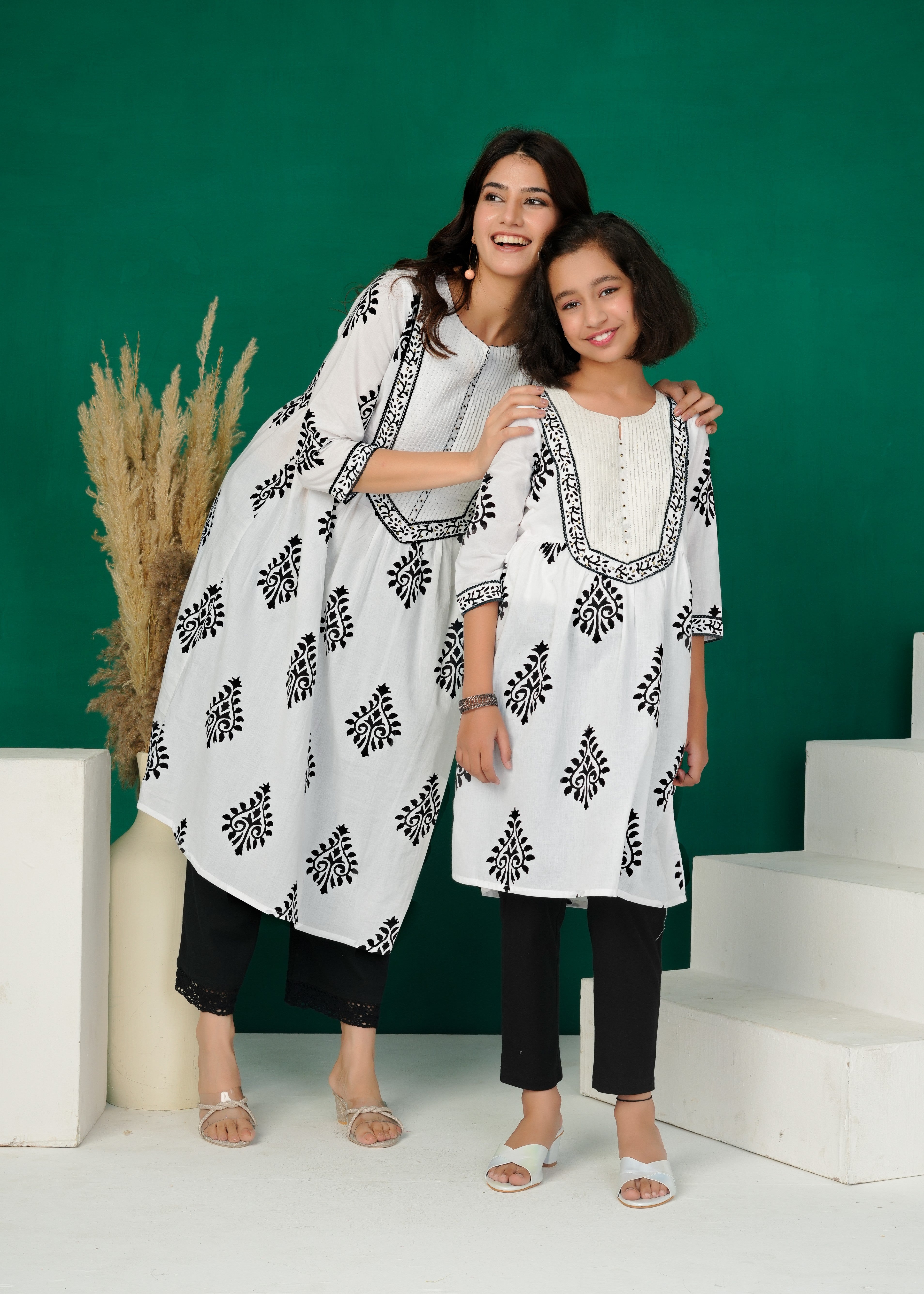 White Hand-Block Patch Yoke Cotton Kurta