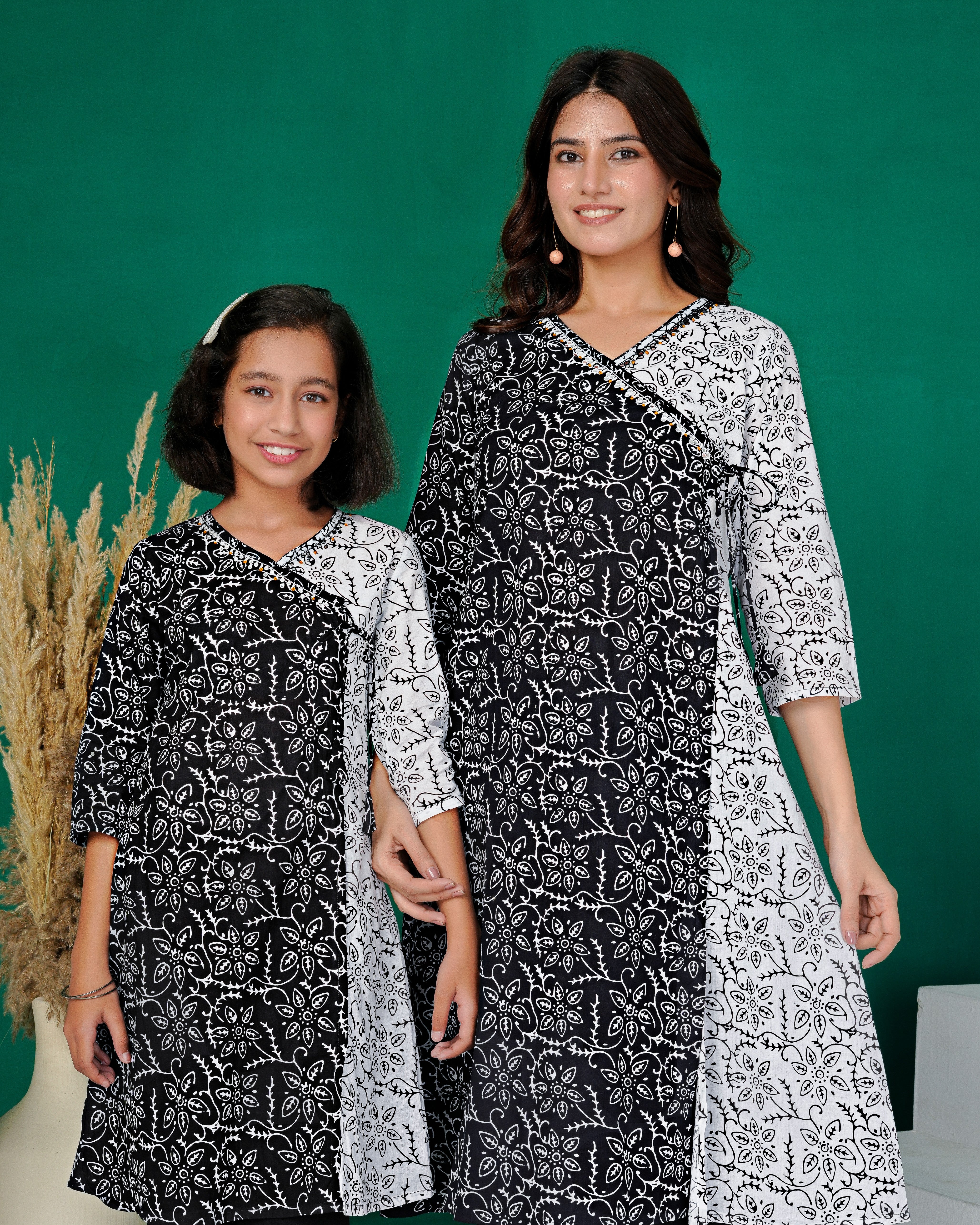 Black & White Embroidered Handcrafted Kurta