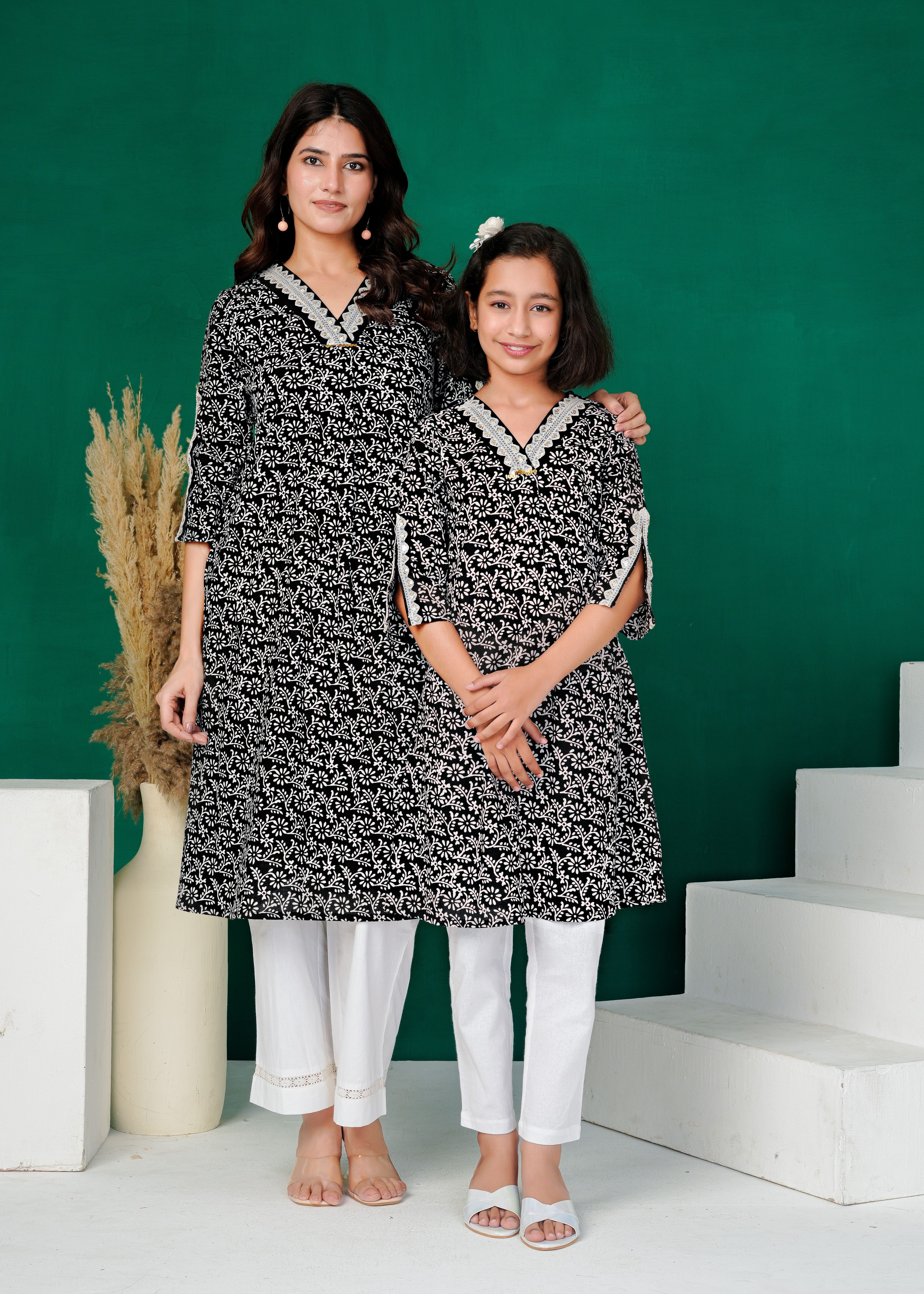 Black Speckle Straight Cut Cotton V Neck Kurta