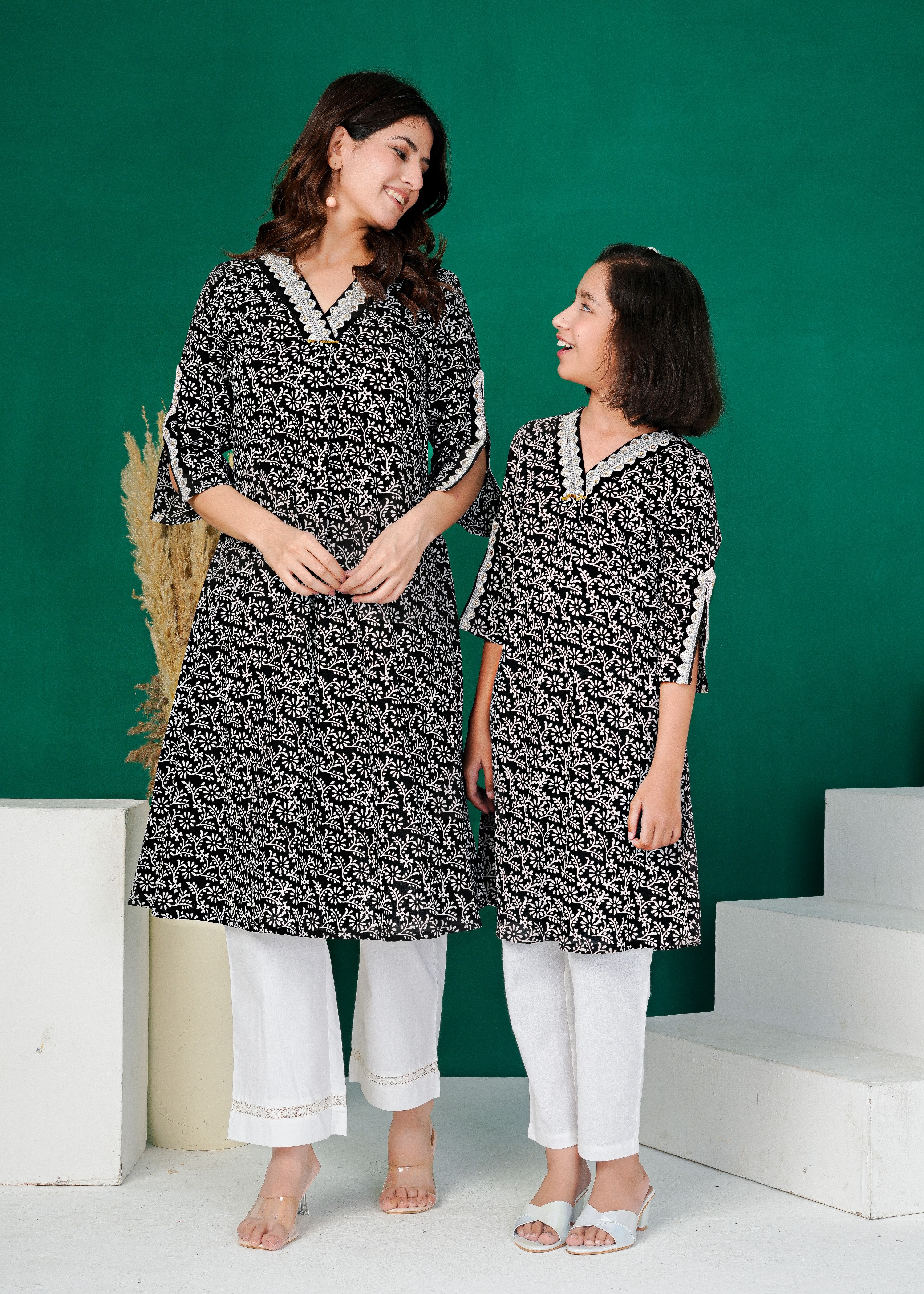Black Speckle Straight Cut Cotton V Neck Kurta