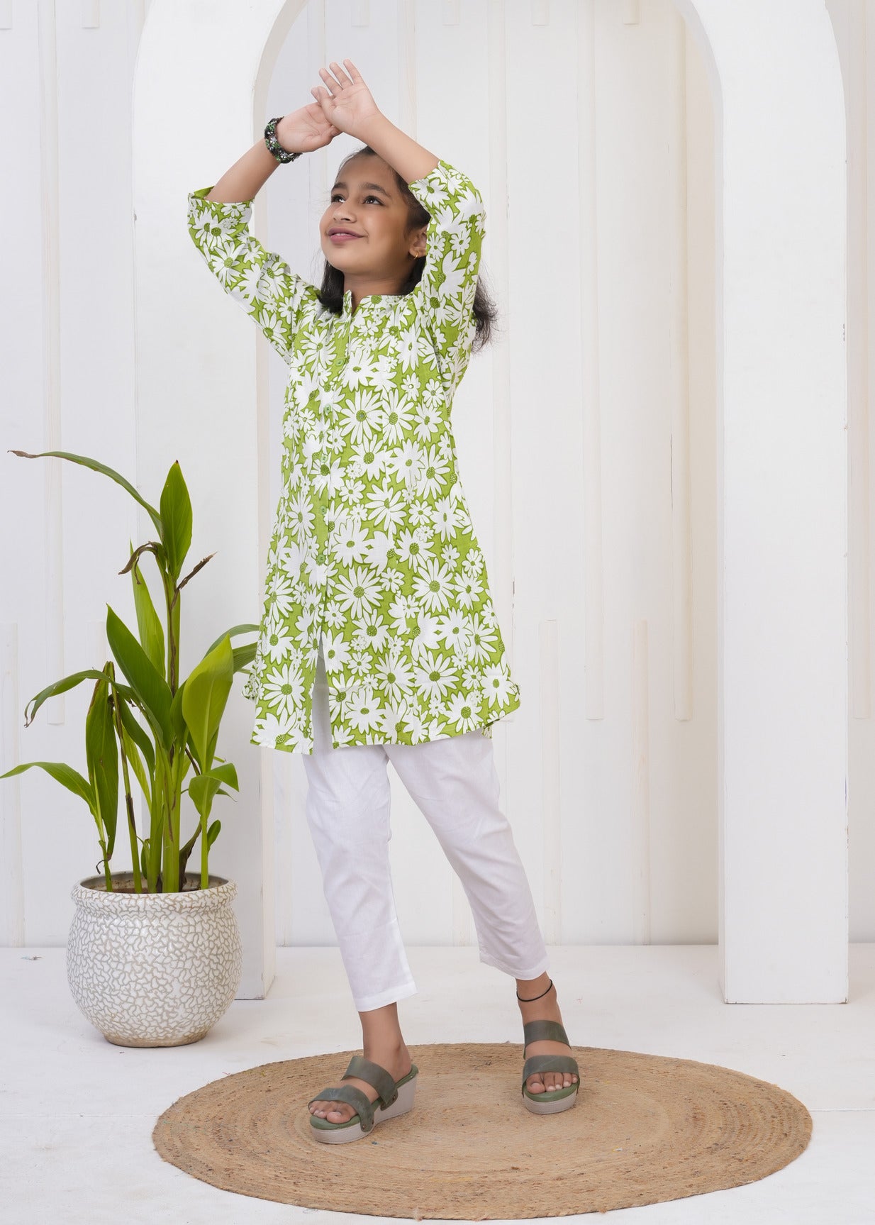 Green With White Floral Print Cotton Kurti