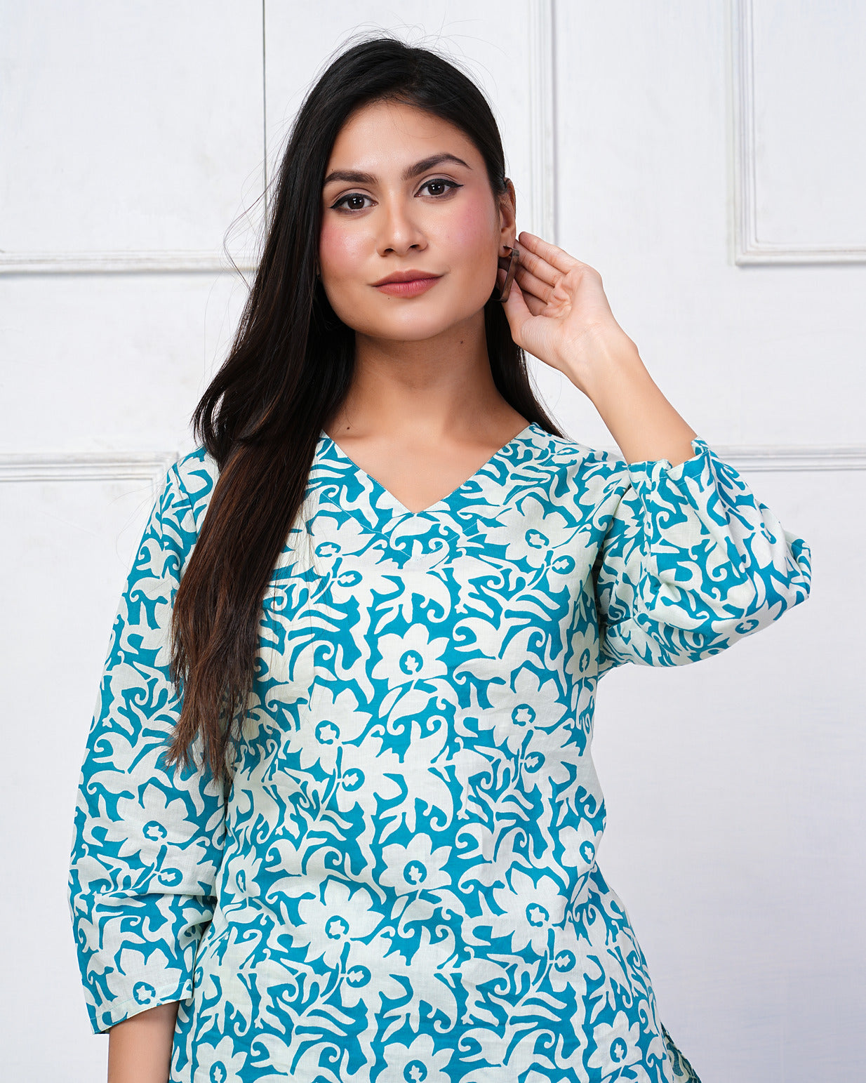 Turquoise With White Floral Print Cotton Night Suit