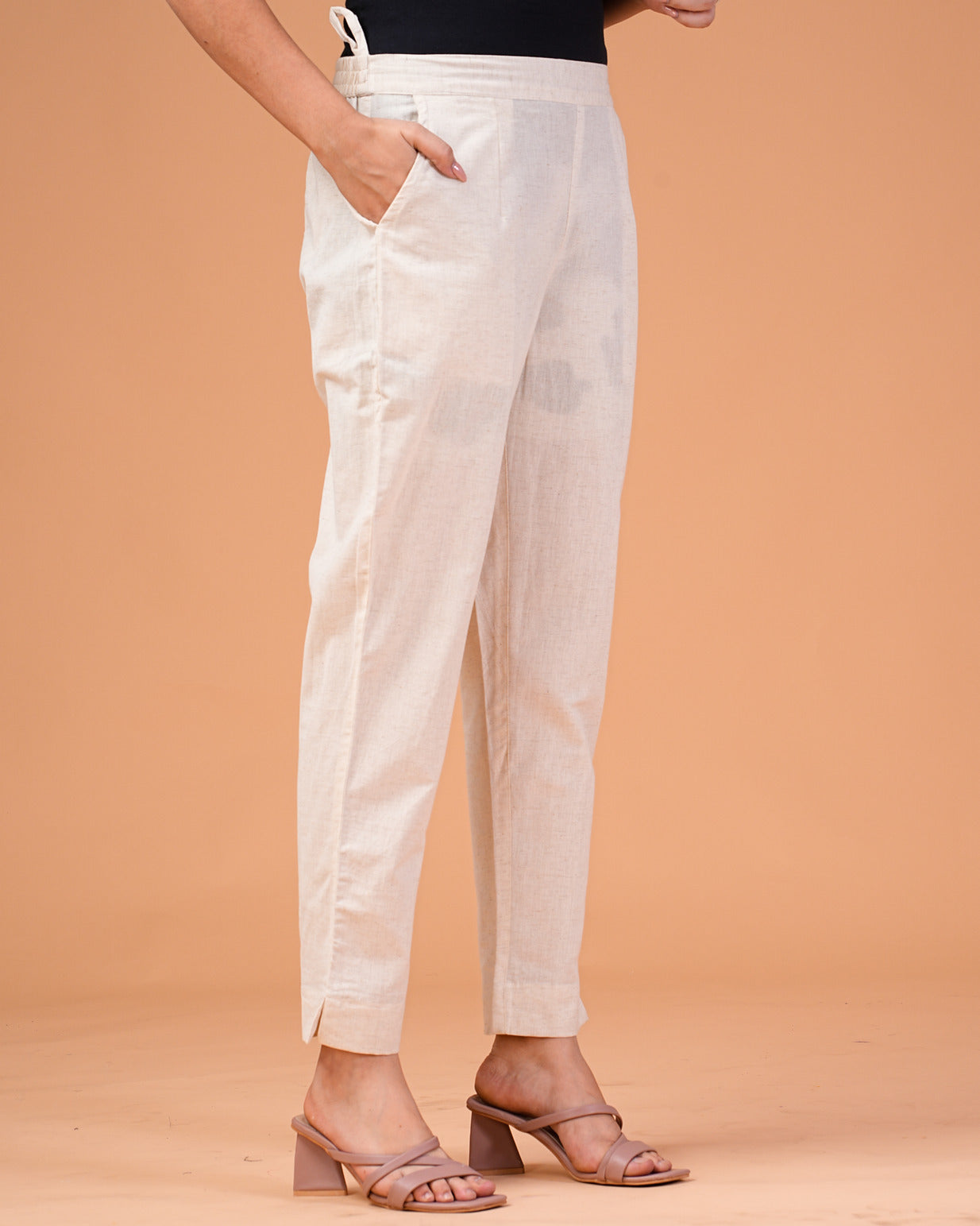 Off-White Cotton Regular Fit Straight Pant