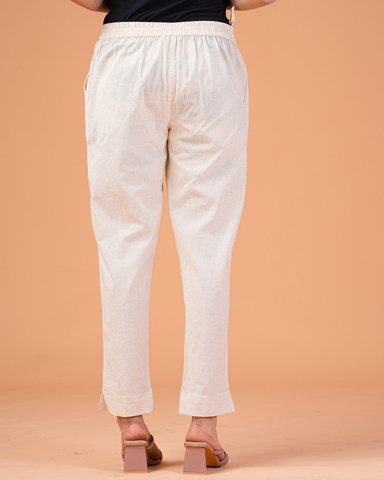 Off-White Cotton Regular Fit Straight Pant