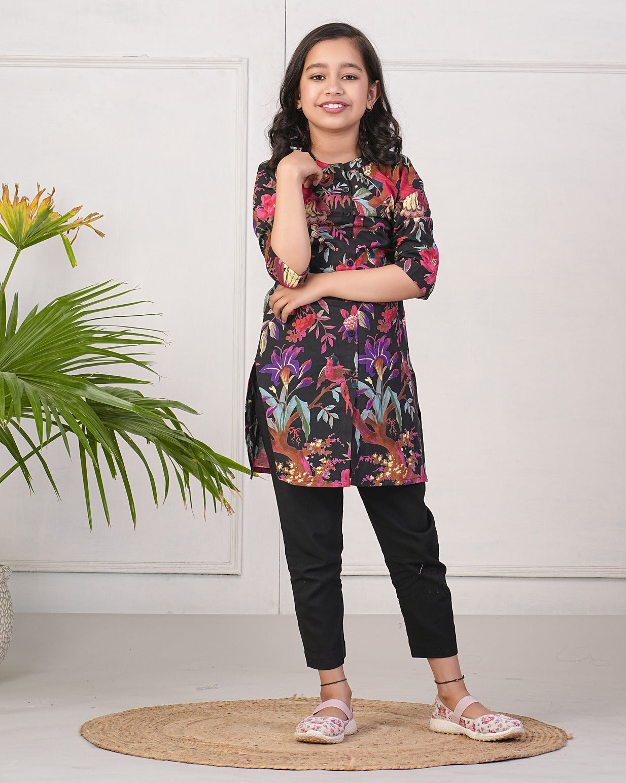 Black Embellished Floral Print Cotton Kurti - 30067