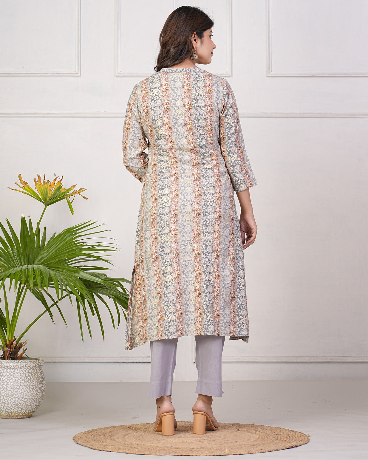 Grey With Gold Printed Queen Cut Muslin Kurti