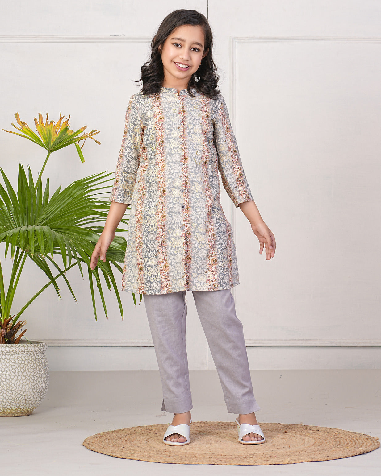 Grey With Gold Printed Queen Cut Muslin Kurti