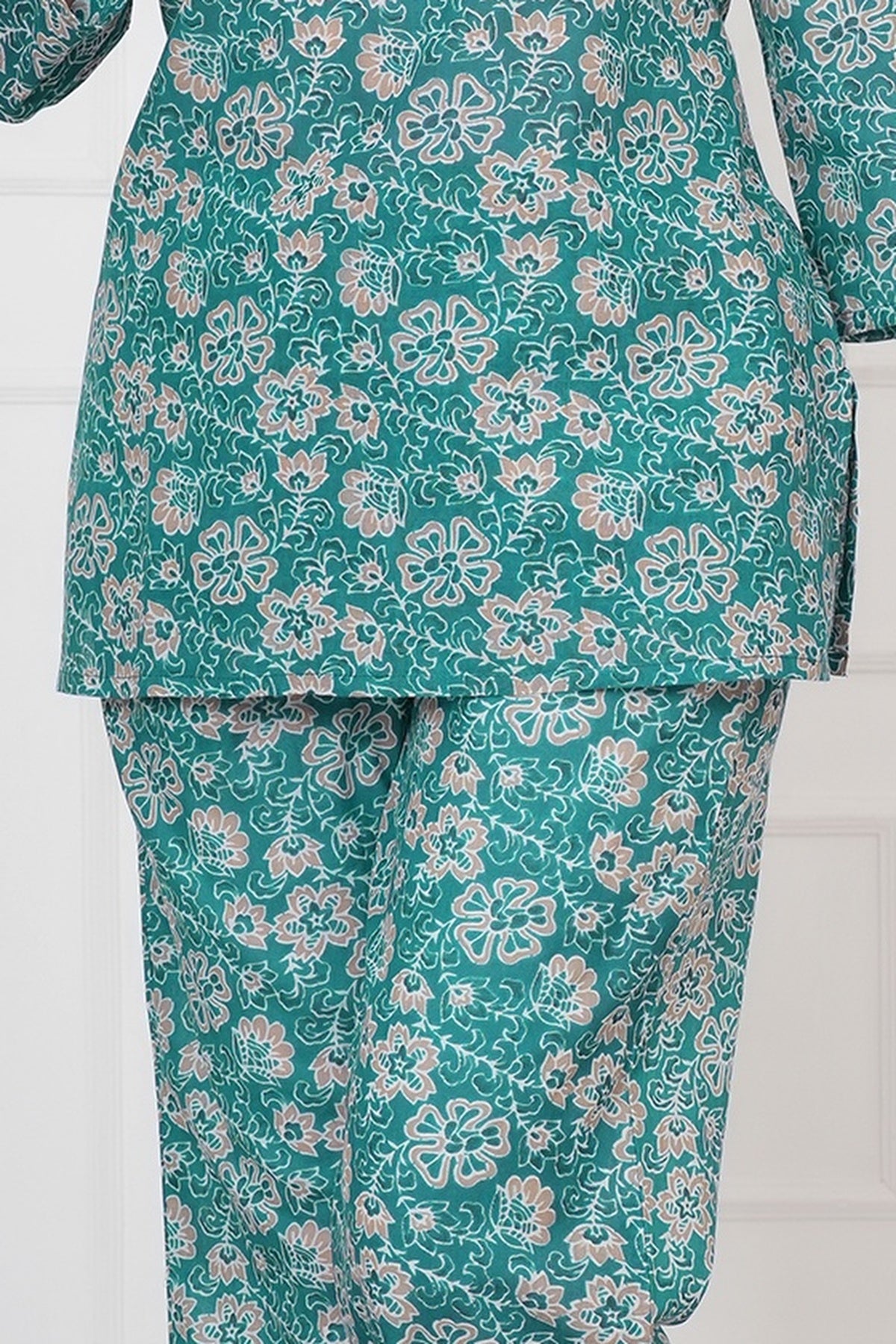 Blossom Floral Printed V-Neck Night Suit Set with Top & Pajama Pants - Green