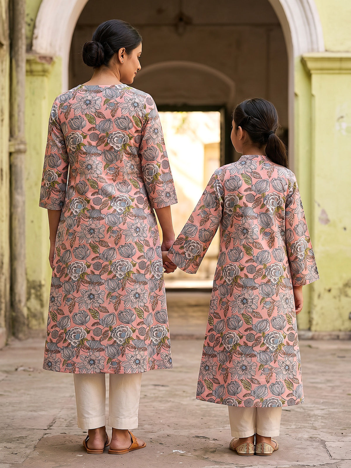 Back view of pink floral kurtis