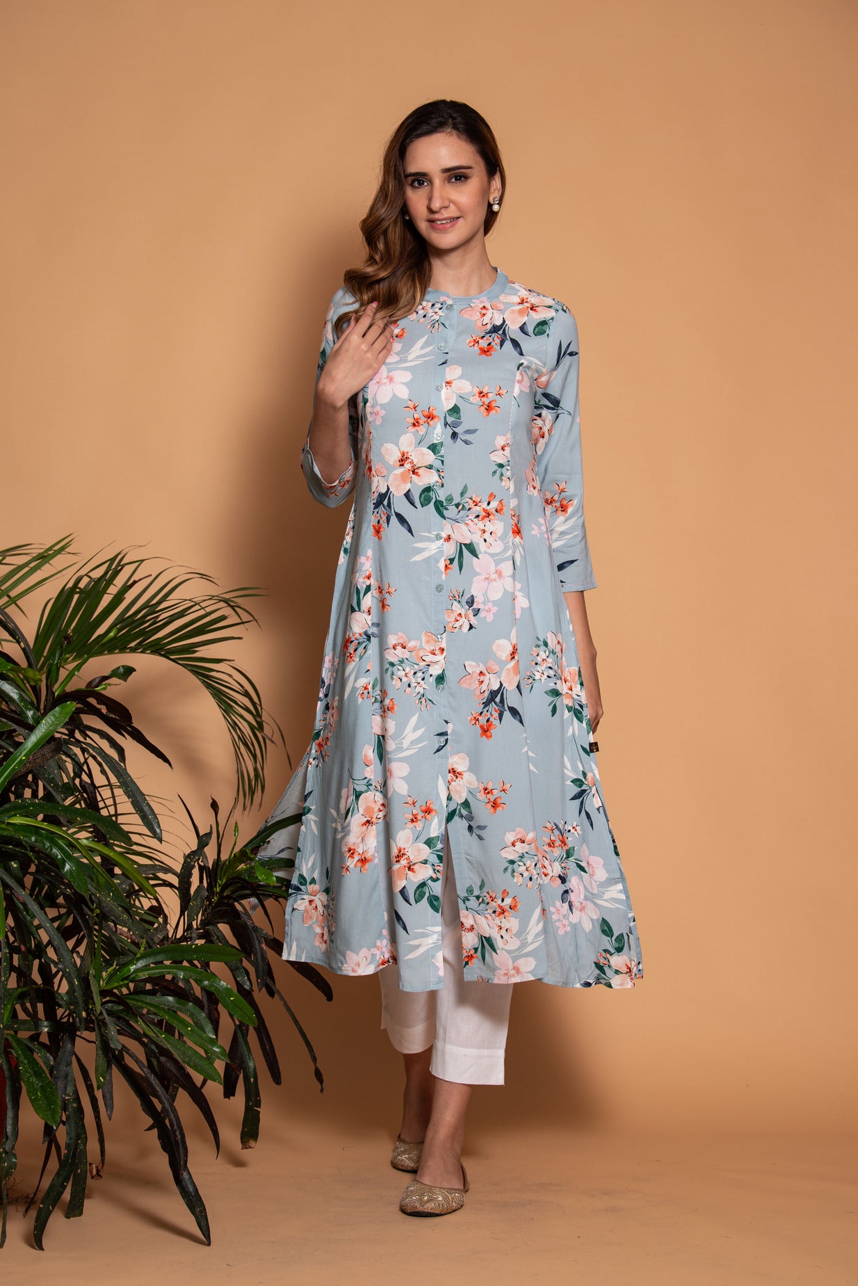 Straight Sky Blue Ladies Flower Printed Kurti, Size: Large at Rs 170/piece  in Jaipur
