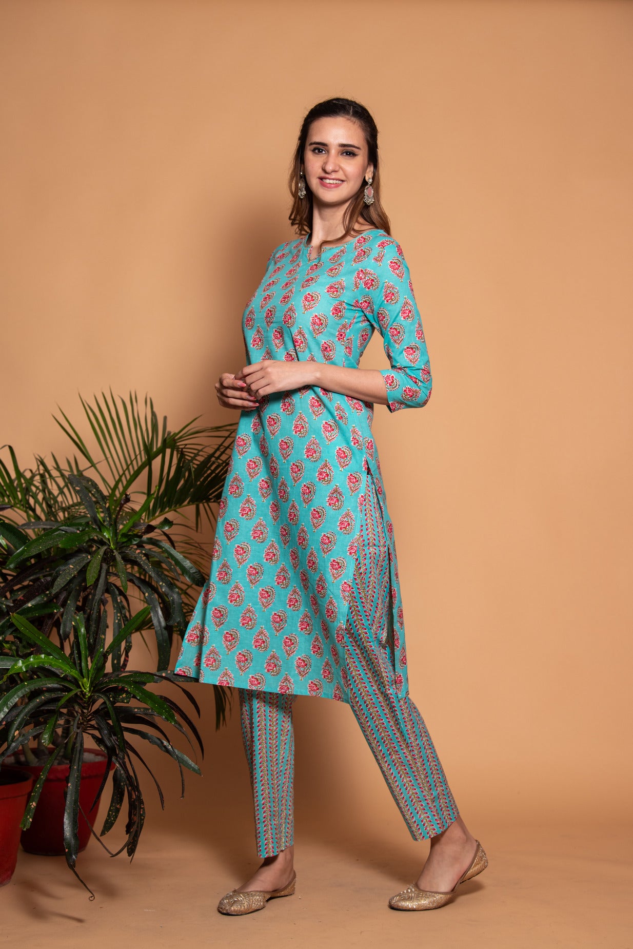 Green with Red Floral Printed Cotton Kurti Set