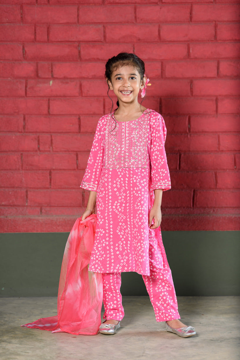 Light Pink Bandhani Printed Embellished Cotton Girl's Suit Set