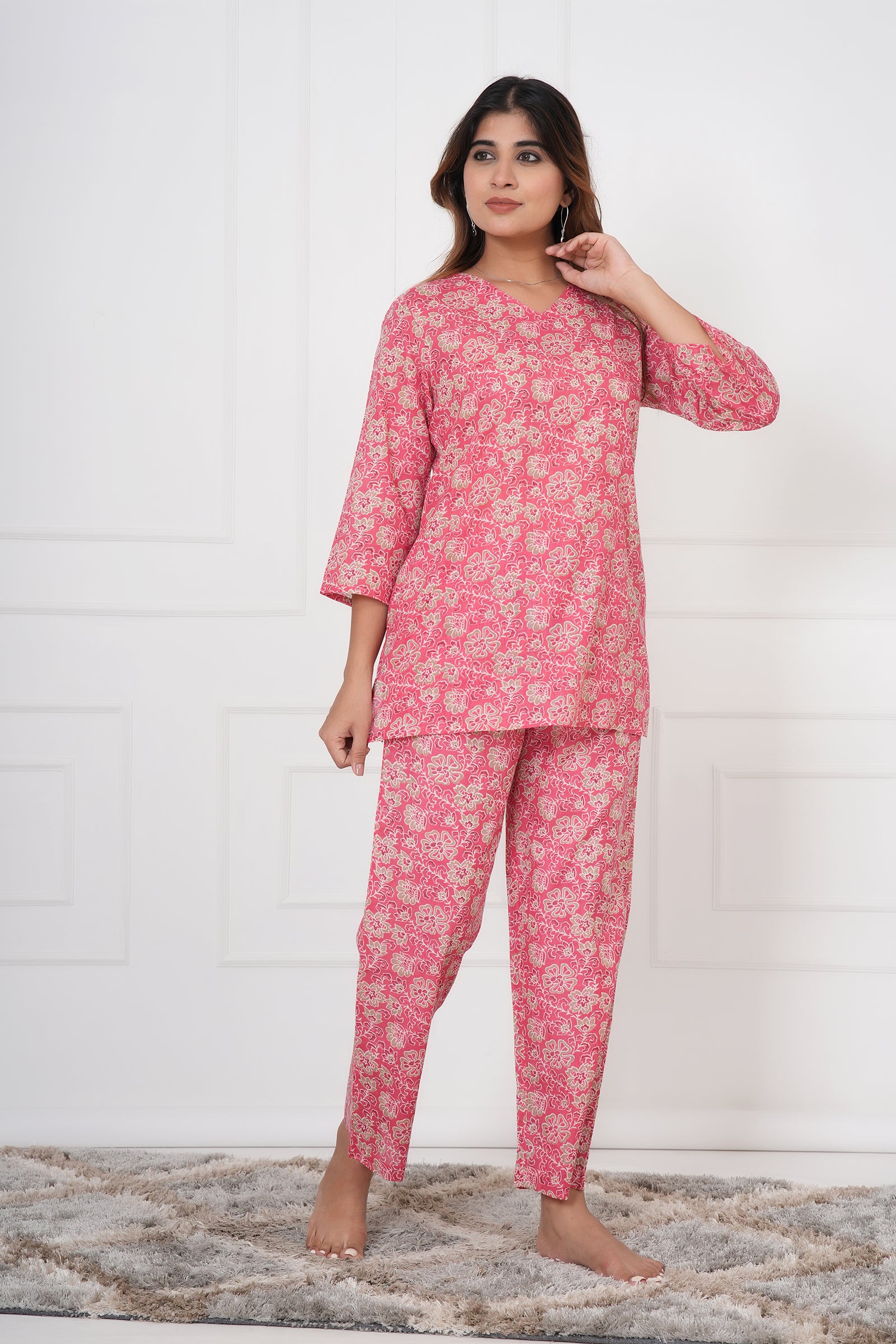 Floral Hand Printed Ladies Cotton Night Dress