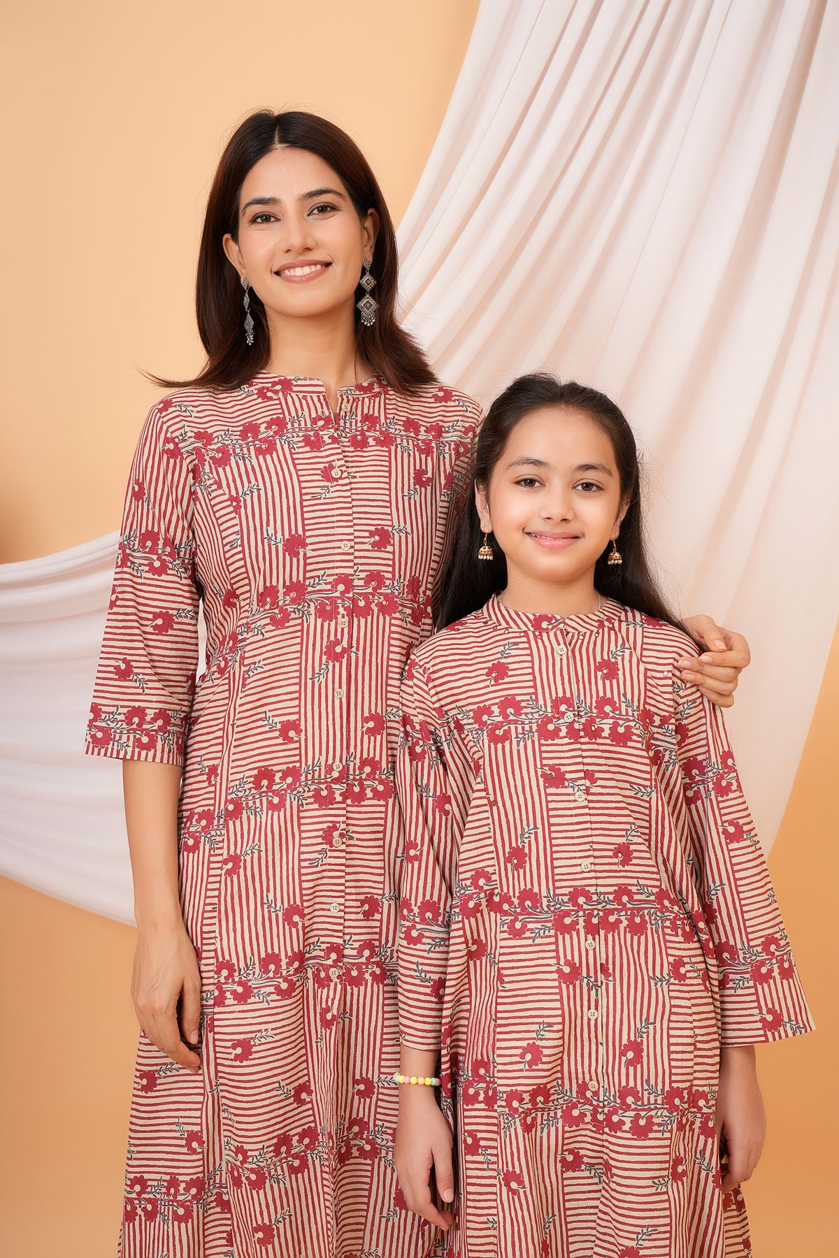 Traditional Vertical and Horizontal Stripe Floral Kurta For Beta Red