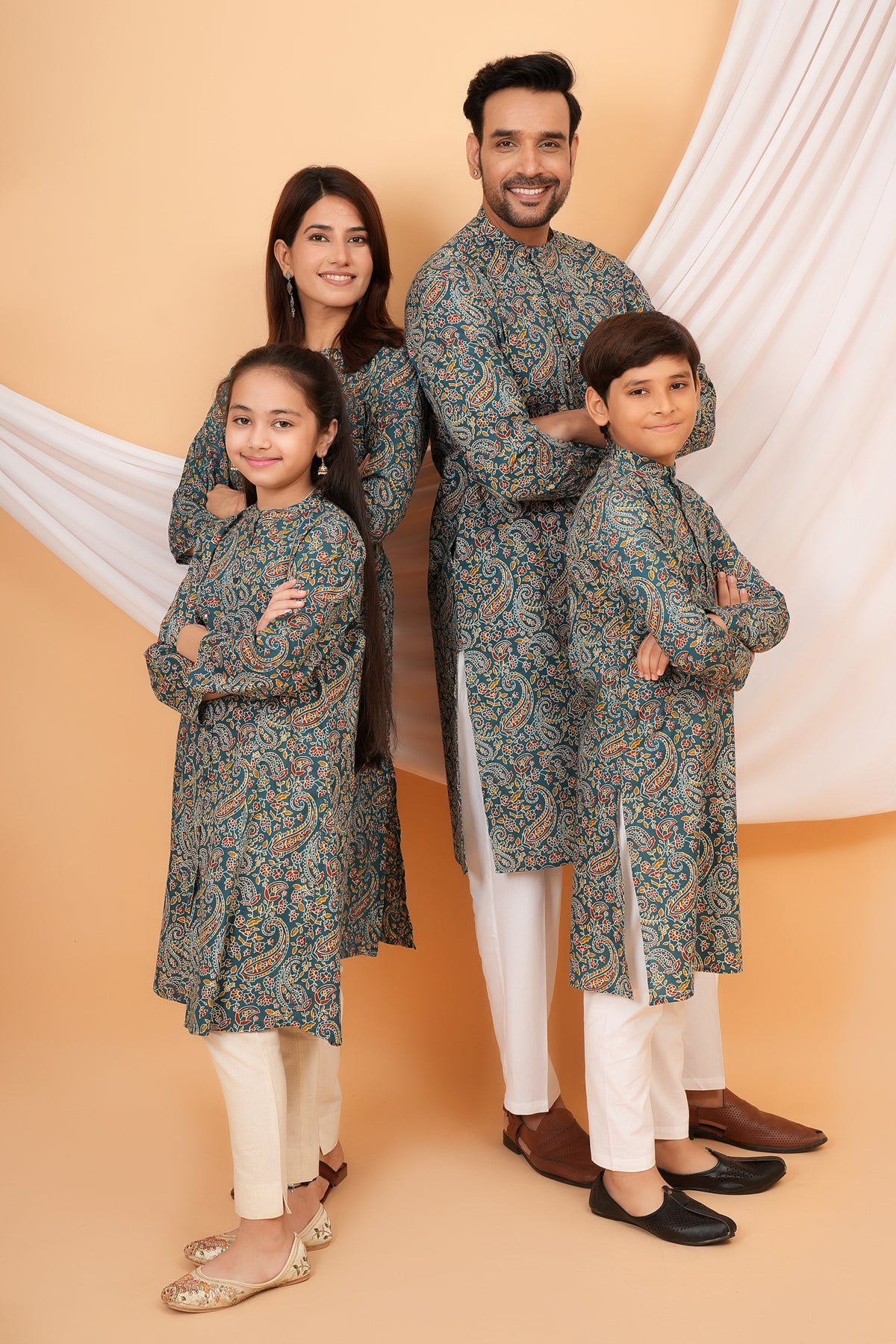 Soft Cotton Paisley Printed Floral Kurta For Beta-Teal Blue