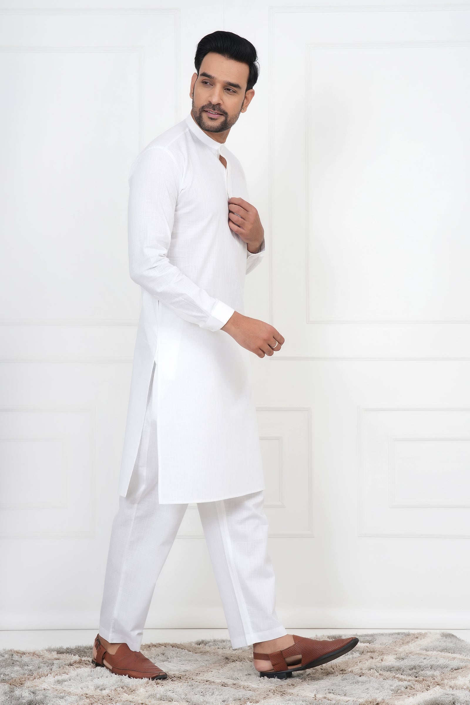 White Solid Color Cotton Kurta For Men