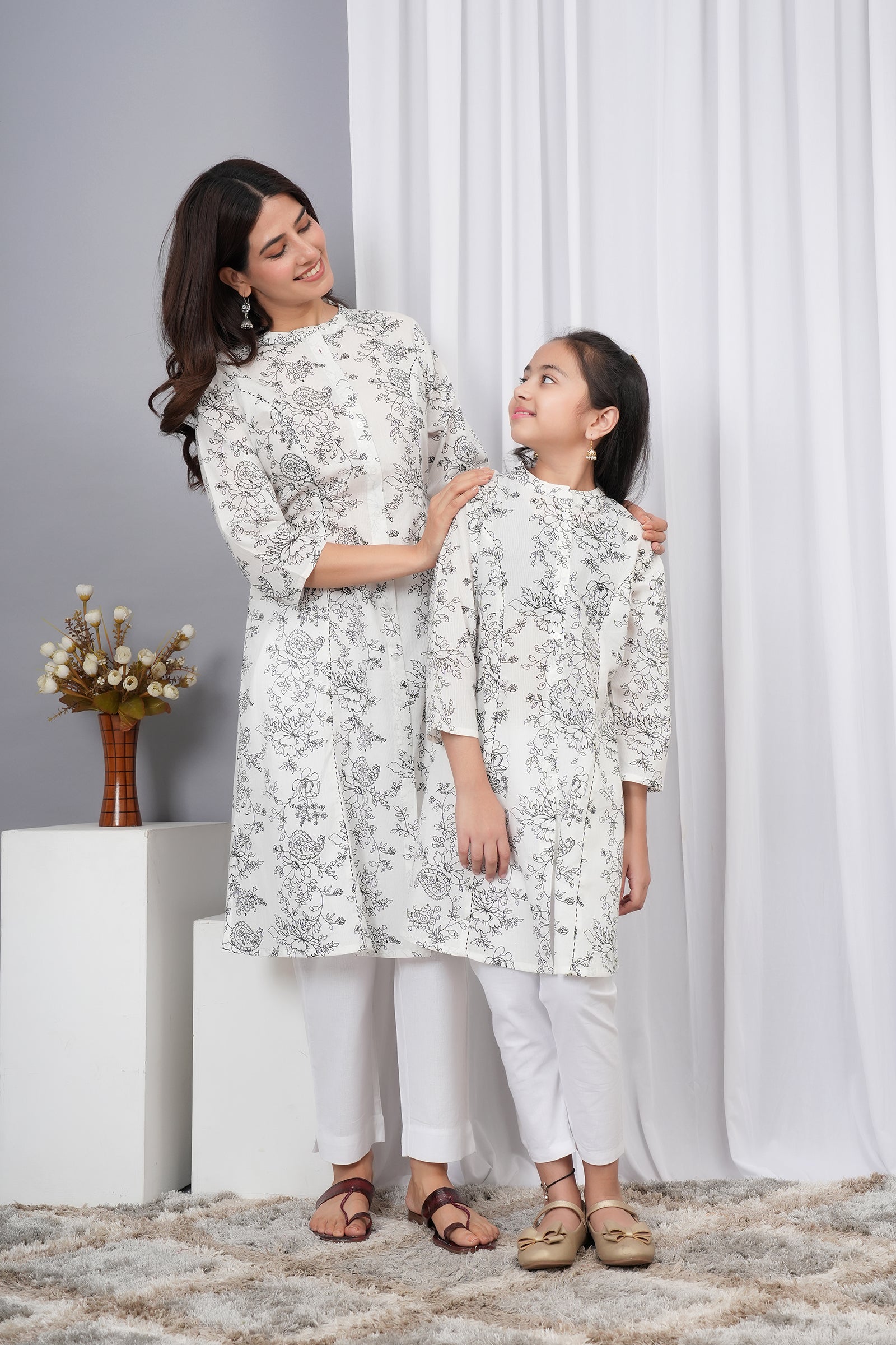 White and Black Floral Printed Maa Beti Kurta Set