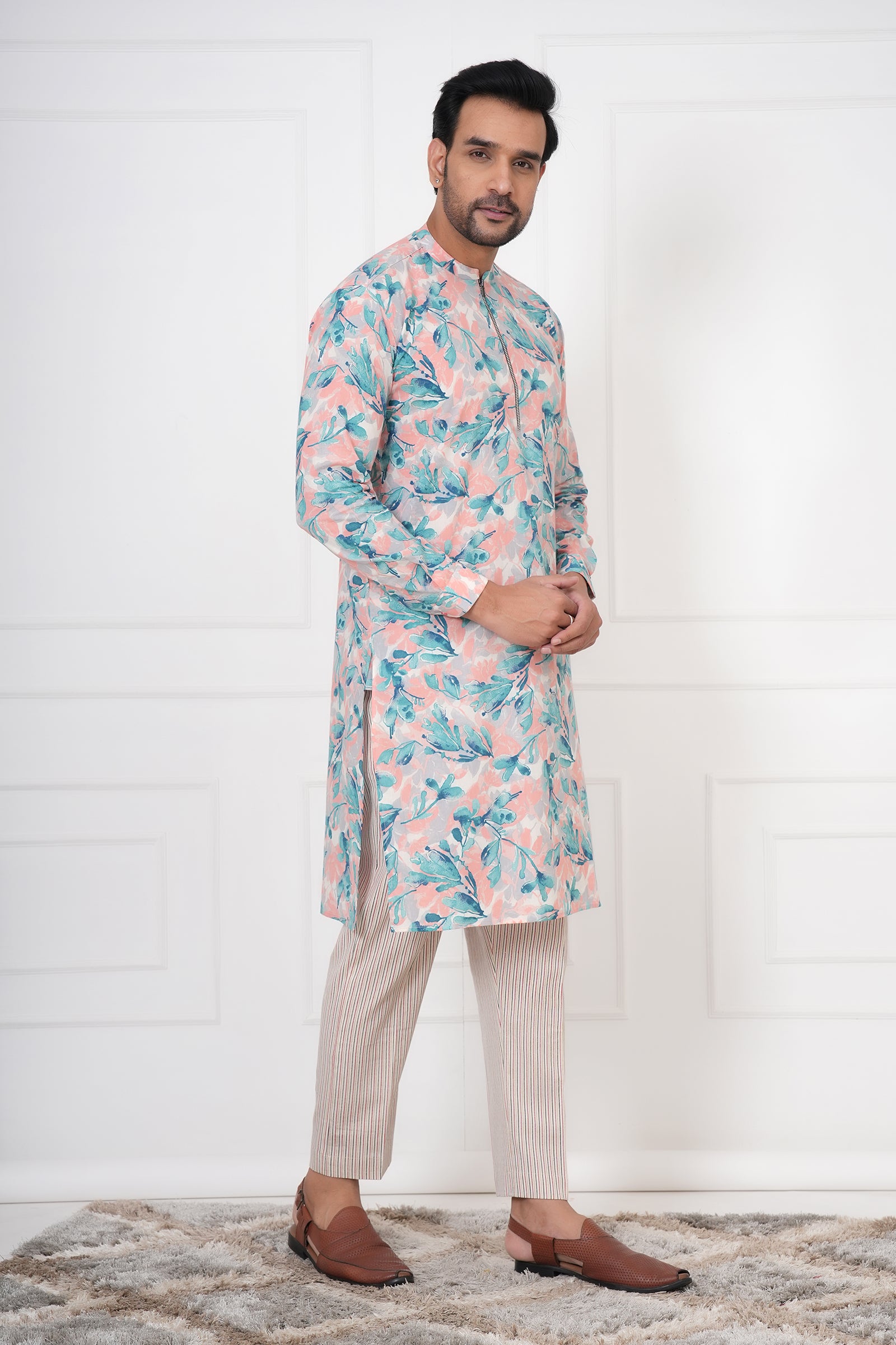 Men's Ethnic Floral Kurta With Zipper Neck