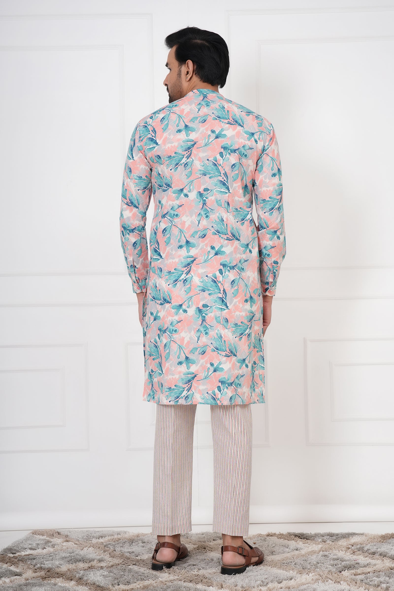 Men's Ethnic Floral Kurta With Zipper Neck