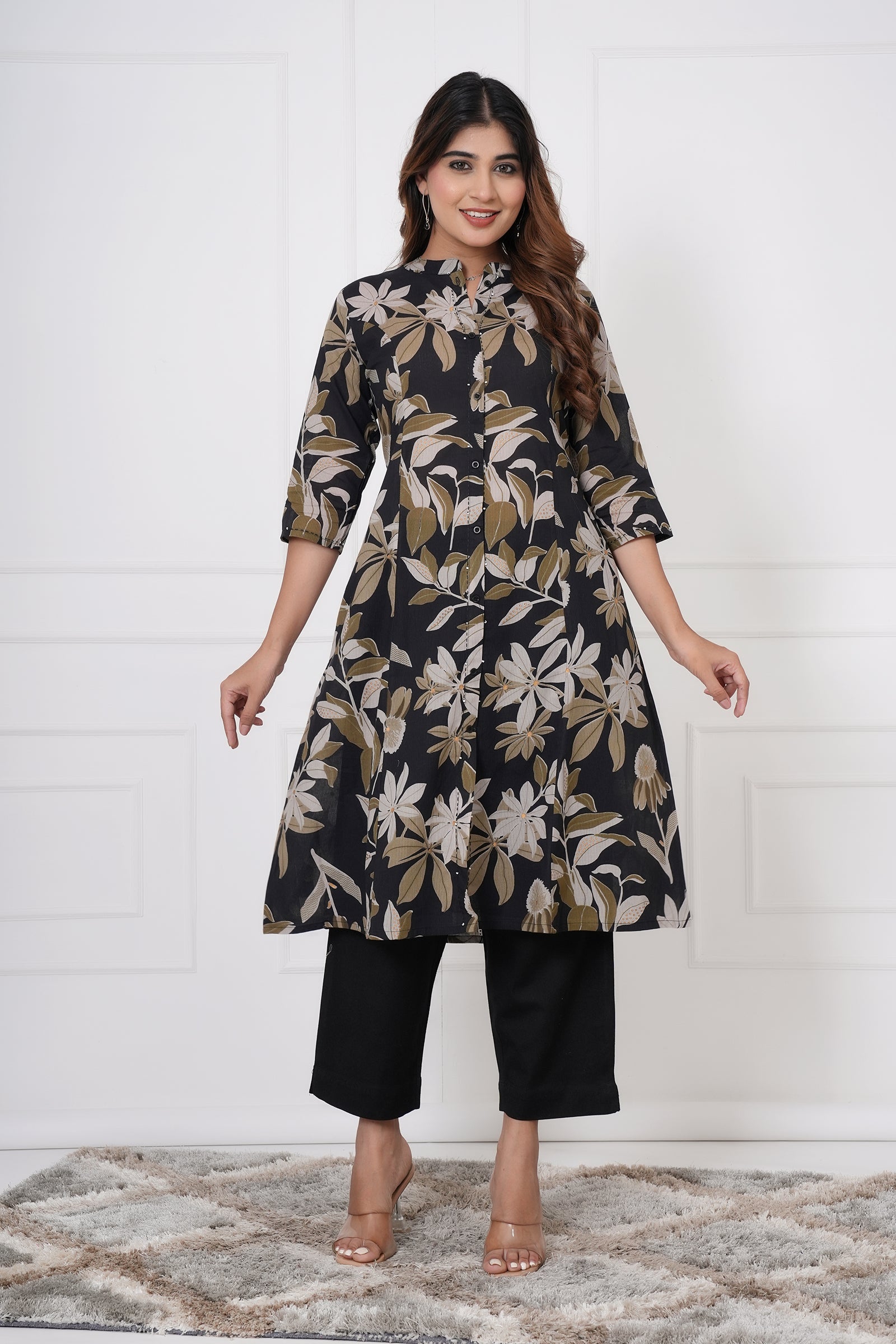 Black Floral Printed  Women Cotton Kurti