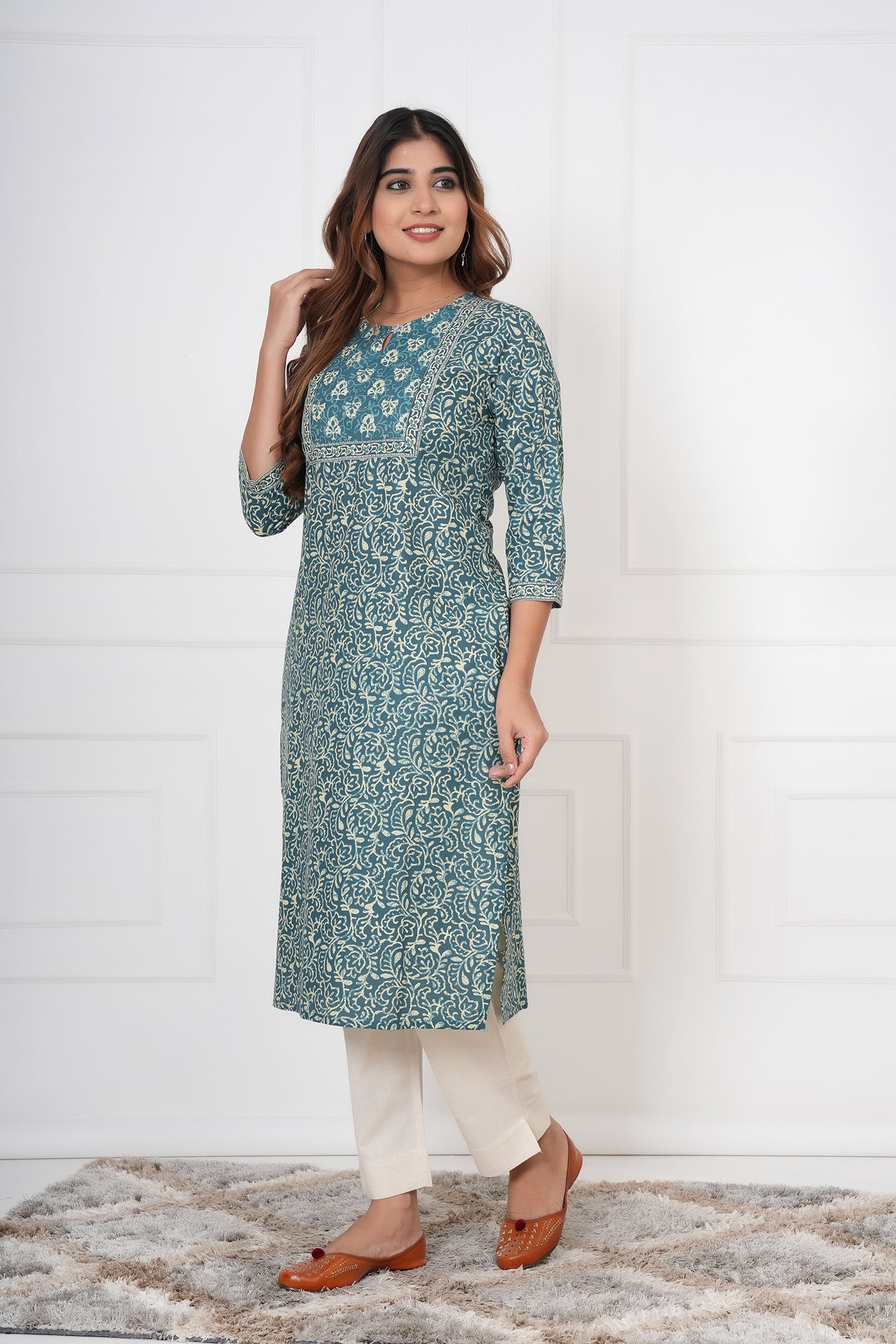 Traditional Bagru Hand Block Printed Kurti (Seaweed, Geometry)