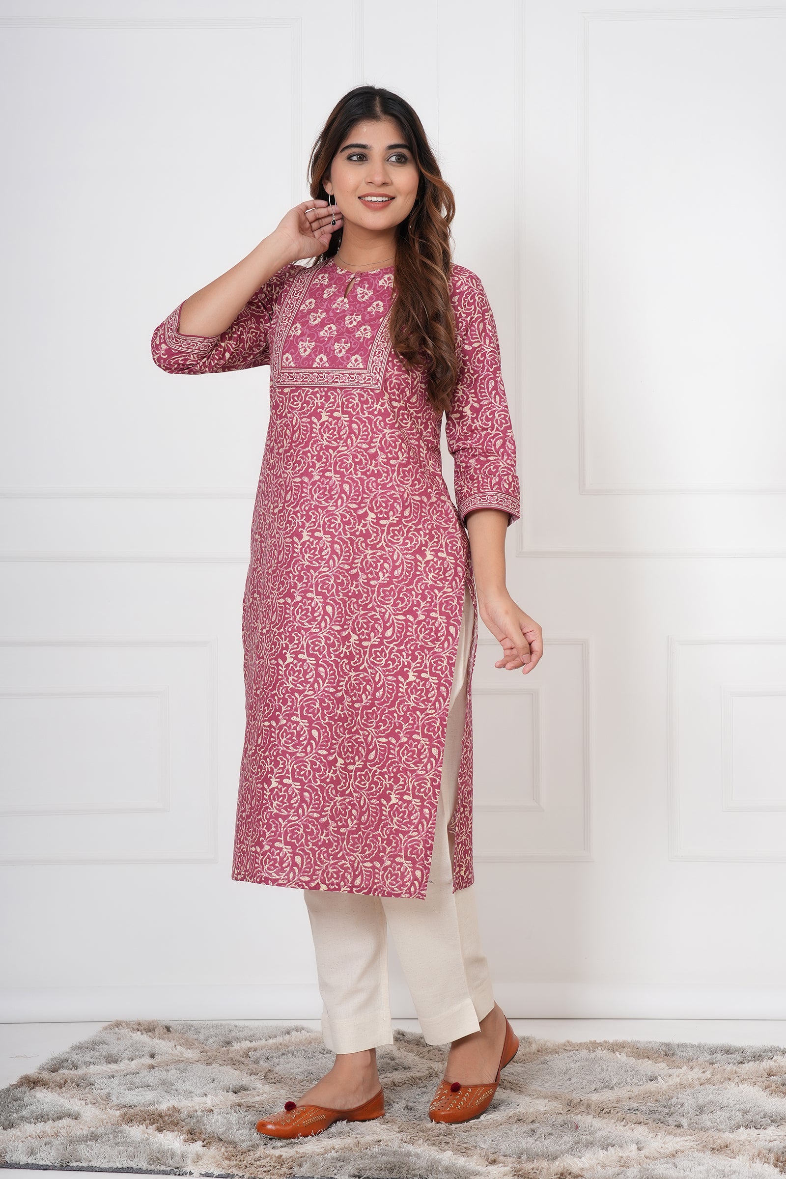 Traditional Bagru Hand Block Printed Kurti (Pink, Geometry)