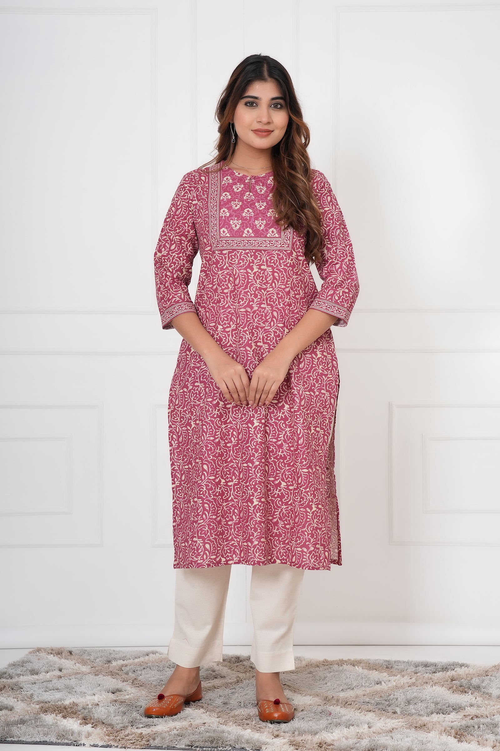 Traditional Bagru Hand Block Printed Kurti (Pink, Geometry)