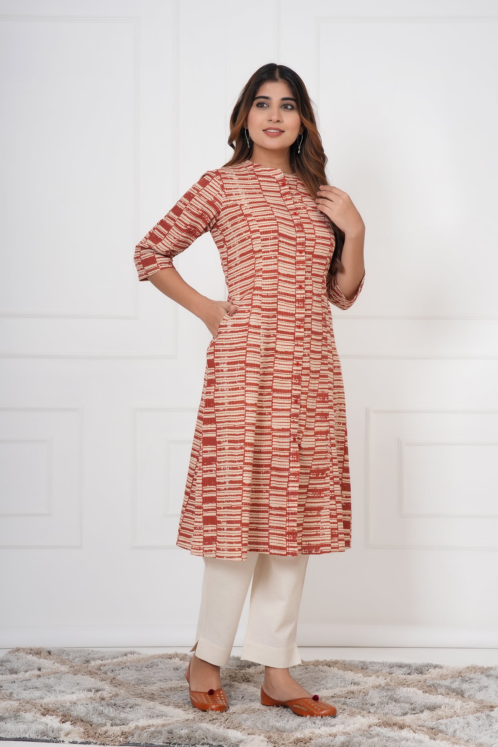 Cotton Ladies Kurta With Stripped Pattern