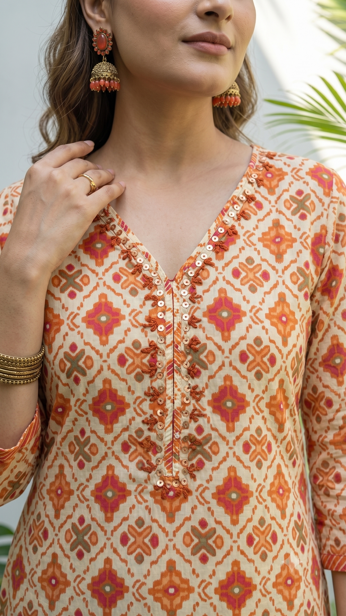 Diamond-Inspired Geometric Printed Straight-fit Kurti For Women - Peach
