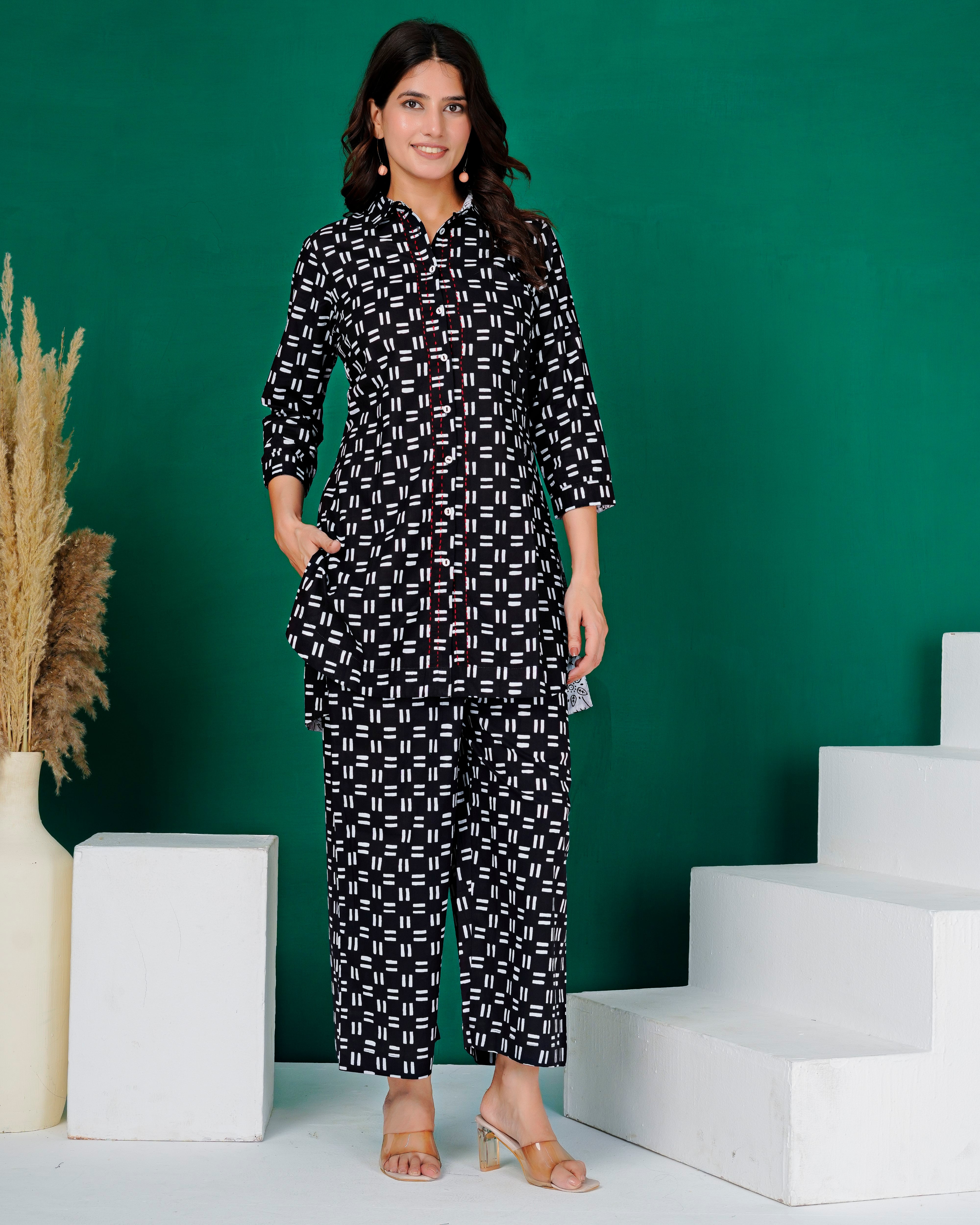 Black Cross-Weave Geometric Print Cotton Coords