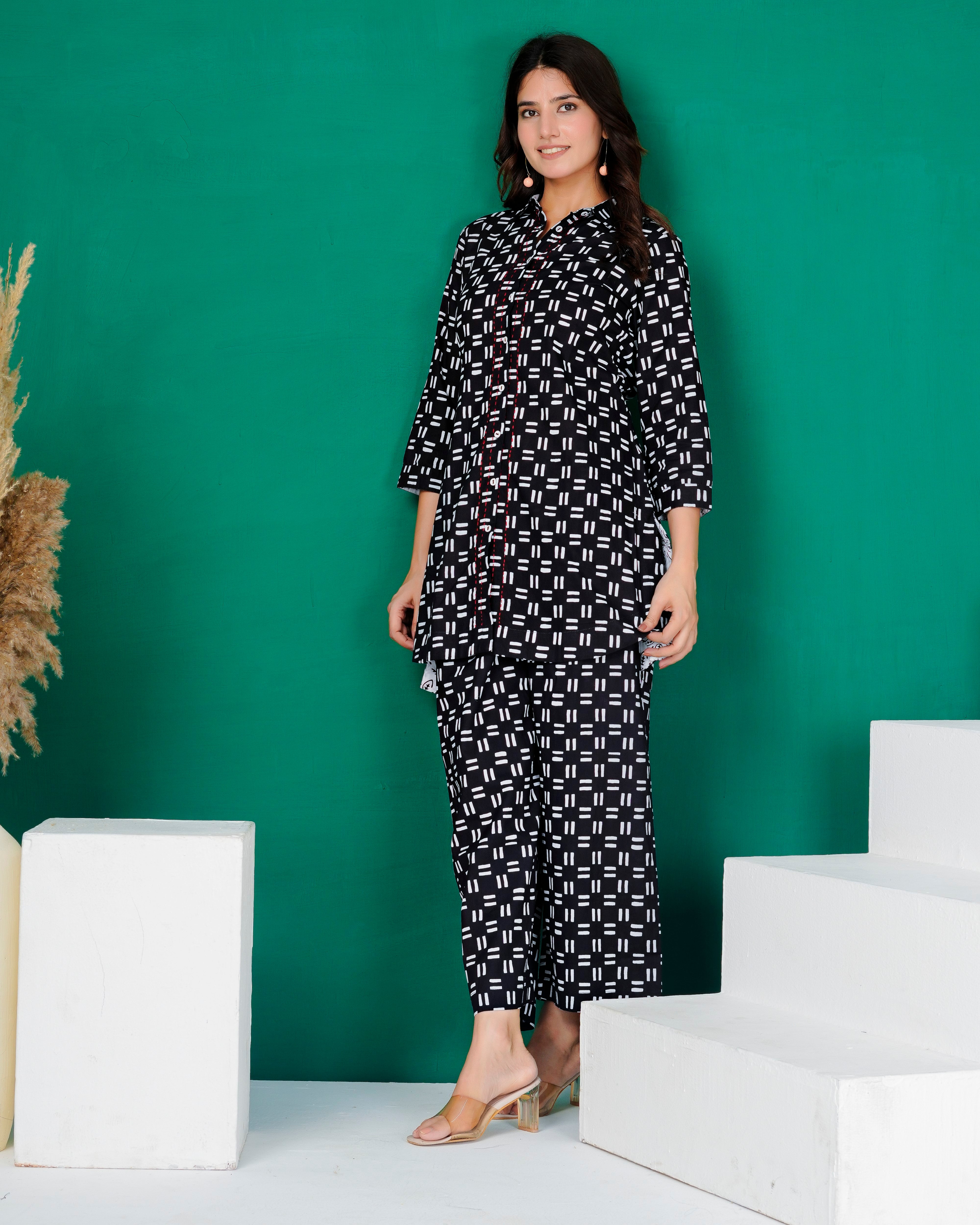 Black Cross-Weave Geometric Print Cotton Coords