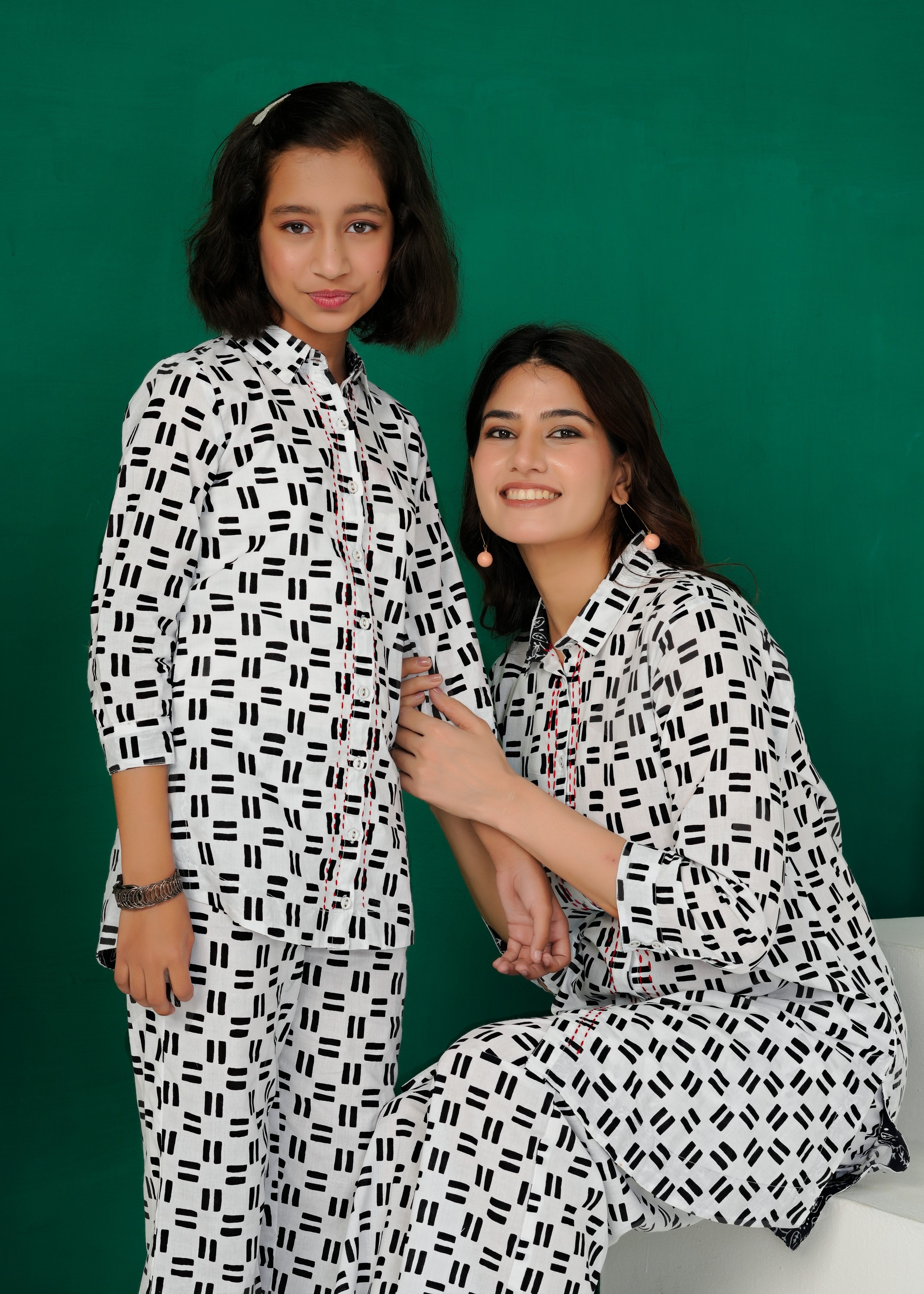 White Cross-Weave Geometric Print Cotton Co-ords